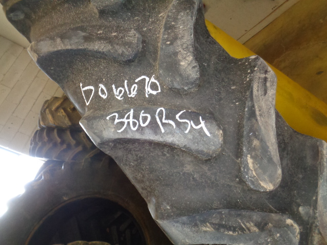 380/90R54 Goodyear Farm Ultra Sprayer R-1 Tire 006670