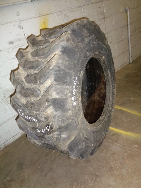 15/-19.5 Firestone Super Traction Duplex   I-3 Tire 006683