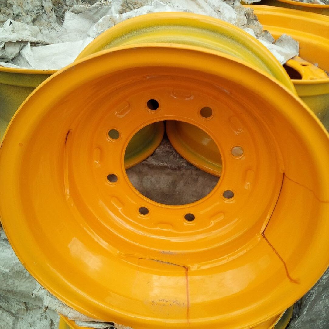 15''D x 8''W Stamped Plate Wheel 002304-Z