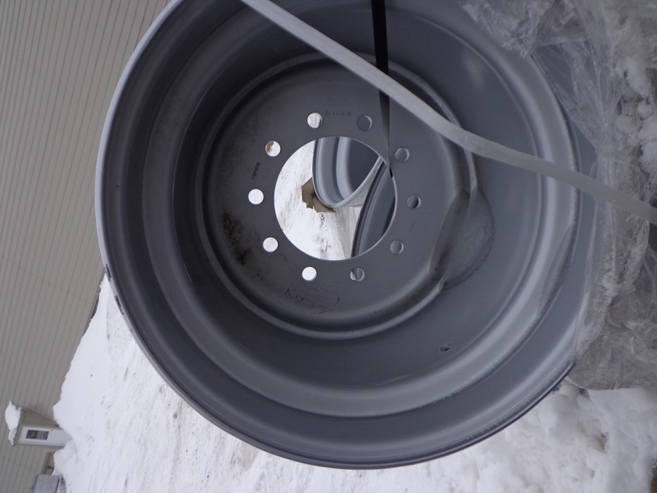 22.5''D x 20''W Hub Pilot Wheel 200558