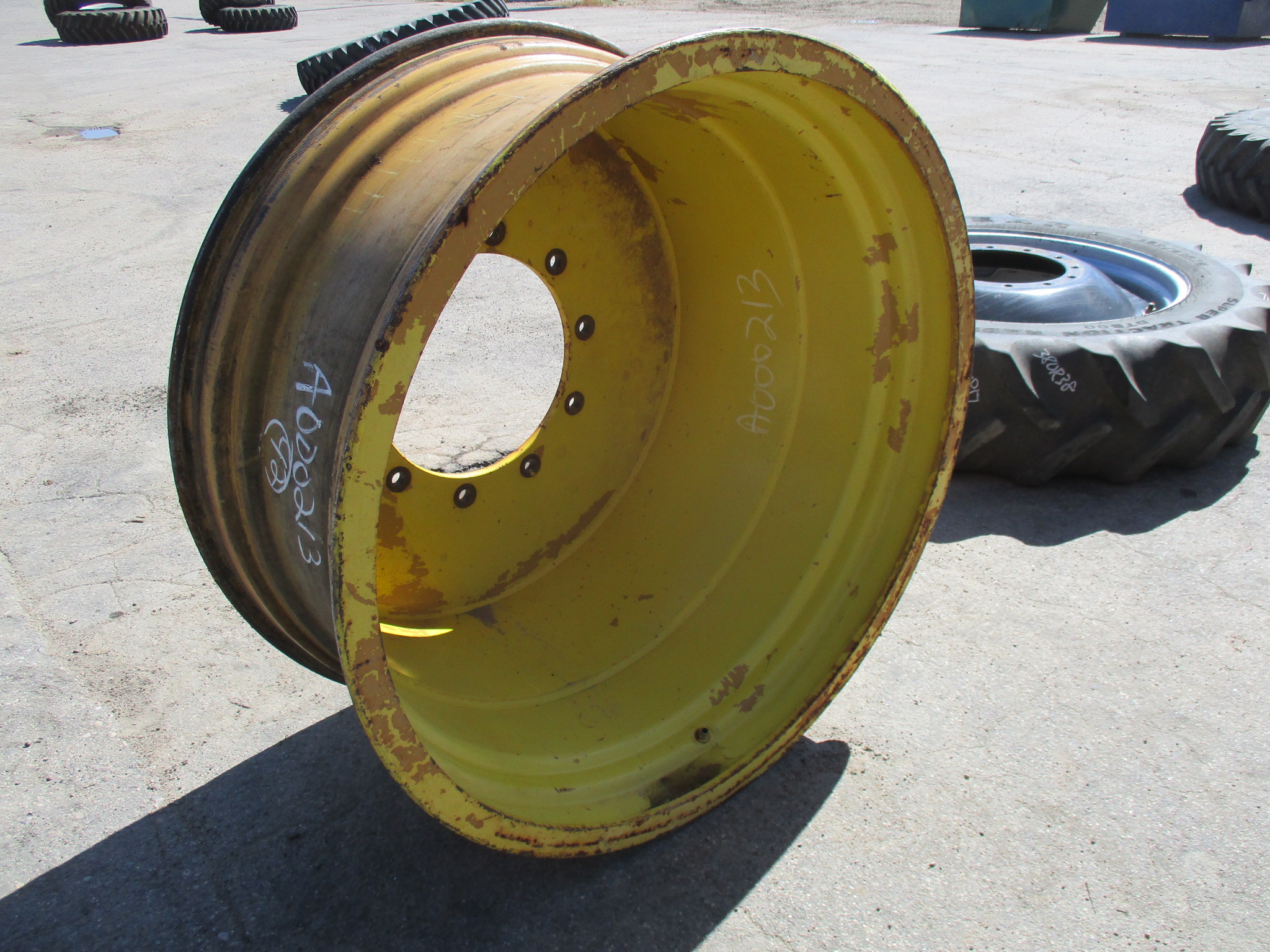 42''D x 18''W Expanded Band Dual Wheel A000213