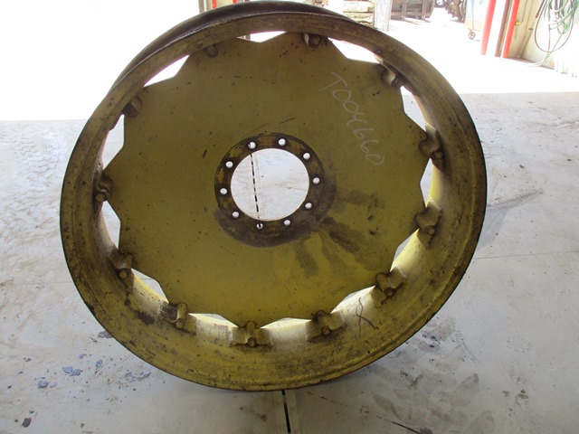 Rim with Clamp/Loop Style T004660