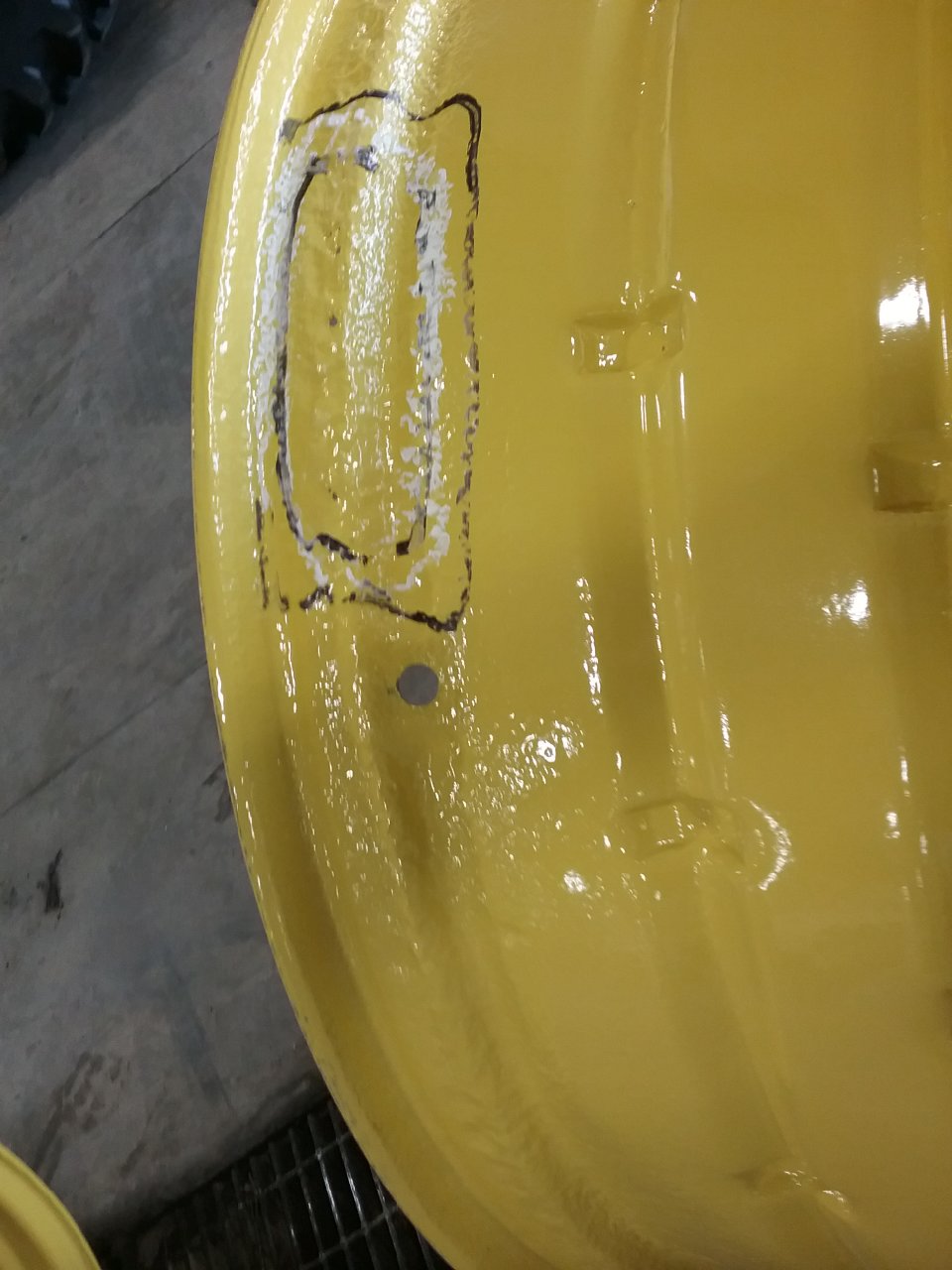 38''D x 16''W Double Bevel 38" Cast Wheel T004761