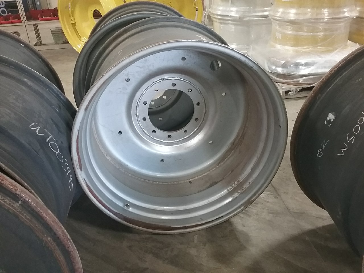 38''D x 25''W Formed Plate W/Weight Holes Wheel WS001044