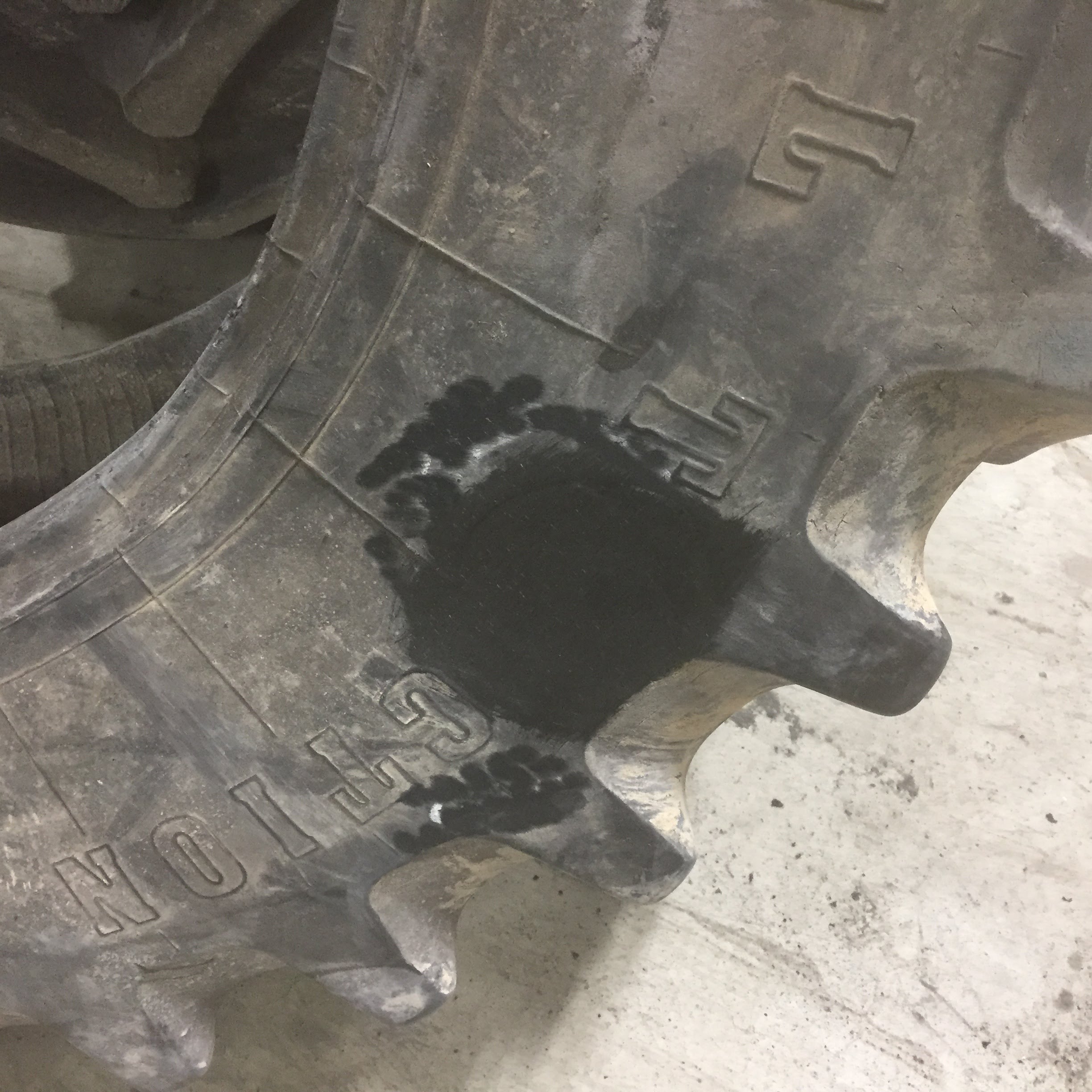 480/80R38 Firestone Radial All Traction 23 R-1 Tire 007001