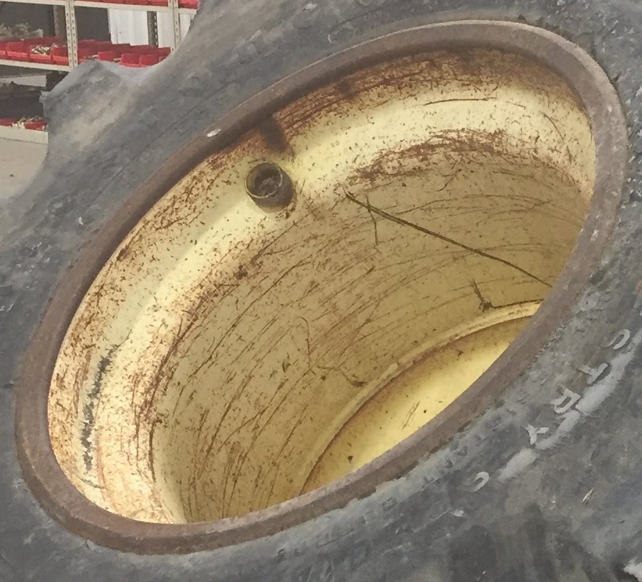 32''D x 27''W Formed Plate Wheel W007058