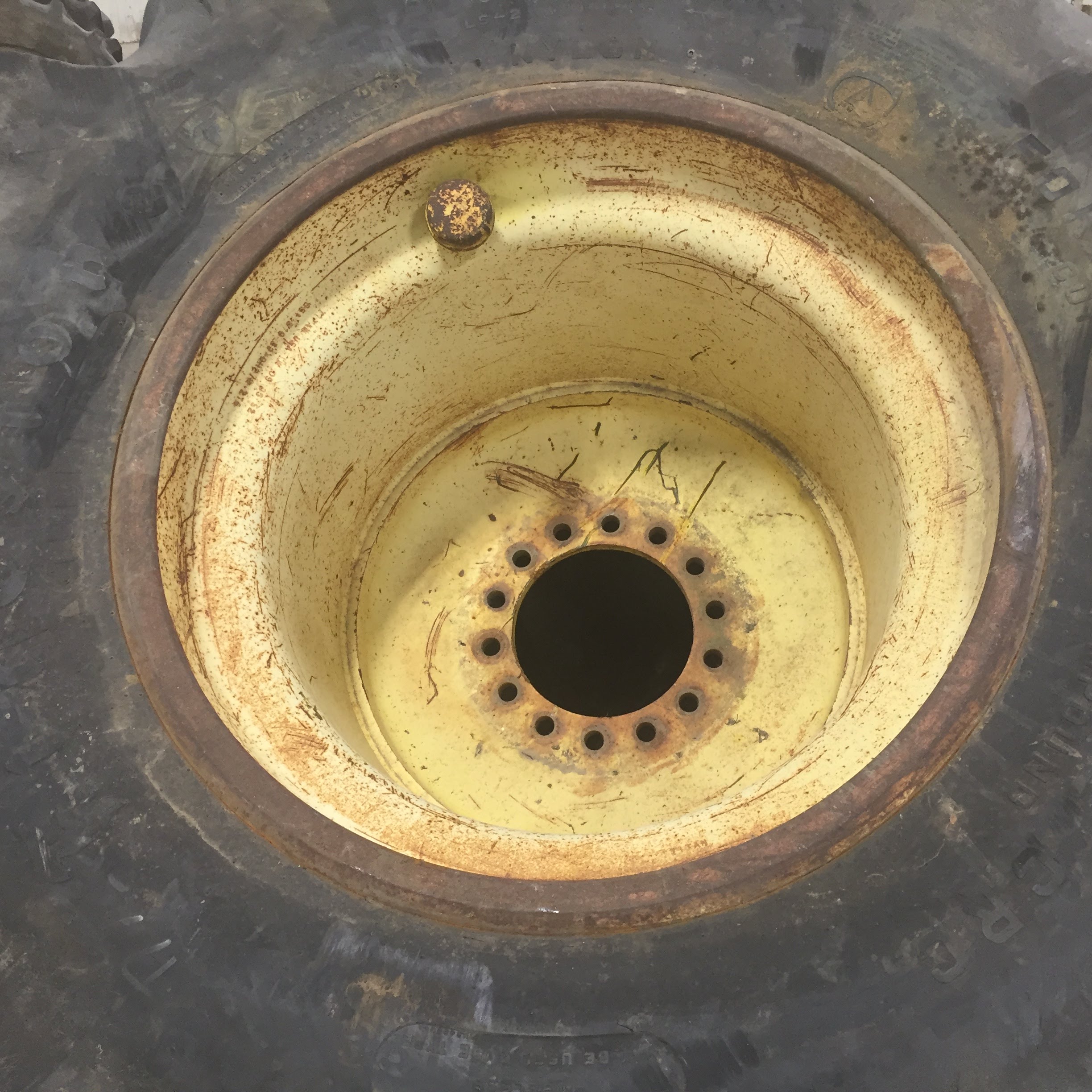 32''D x 27''W Formed Plate Wheel W007059