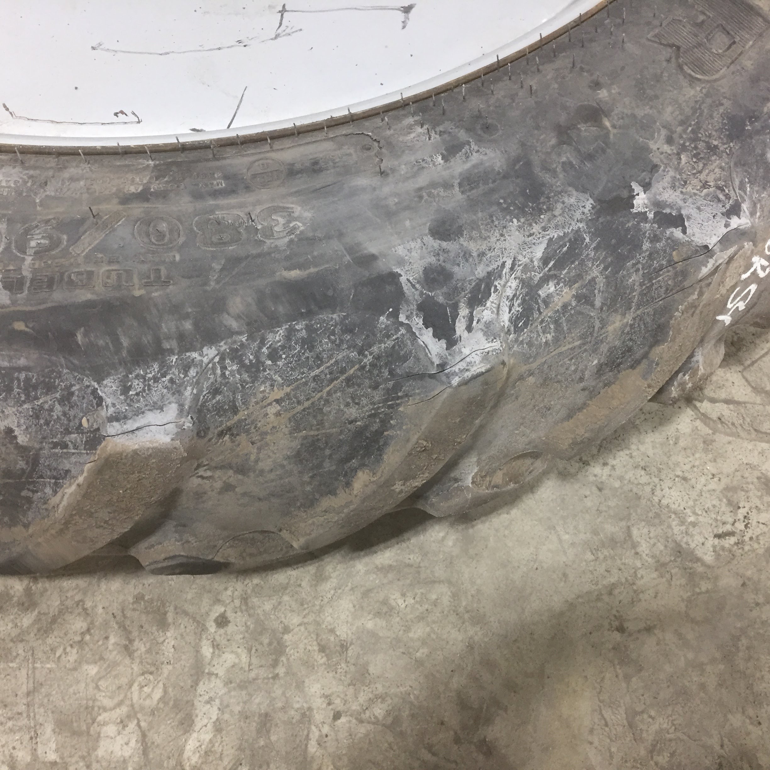 380/90R54 Goodyear Farm DT800 Super Traction R-1W Tire RT005518