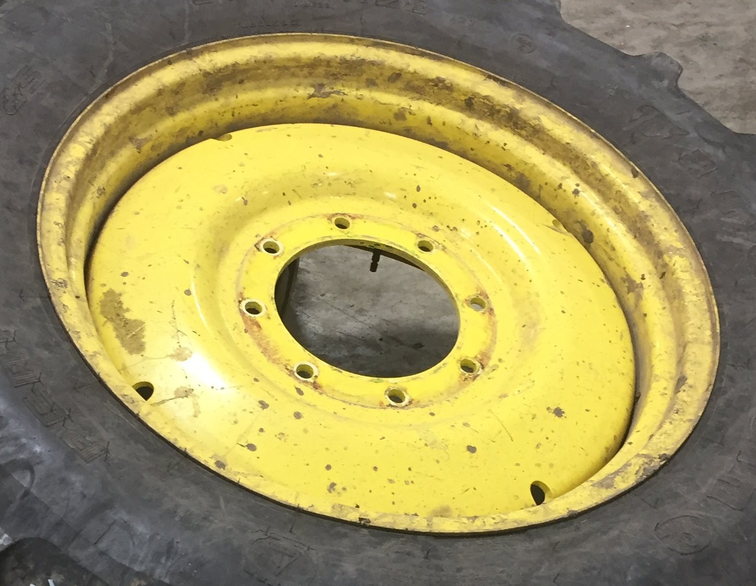 28''D x 12''W Formed Plate Wheel WT005532