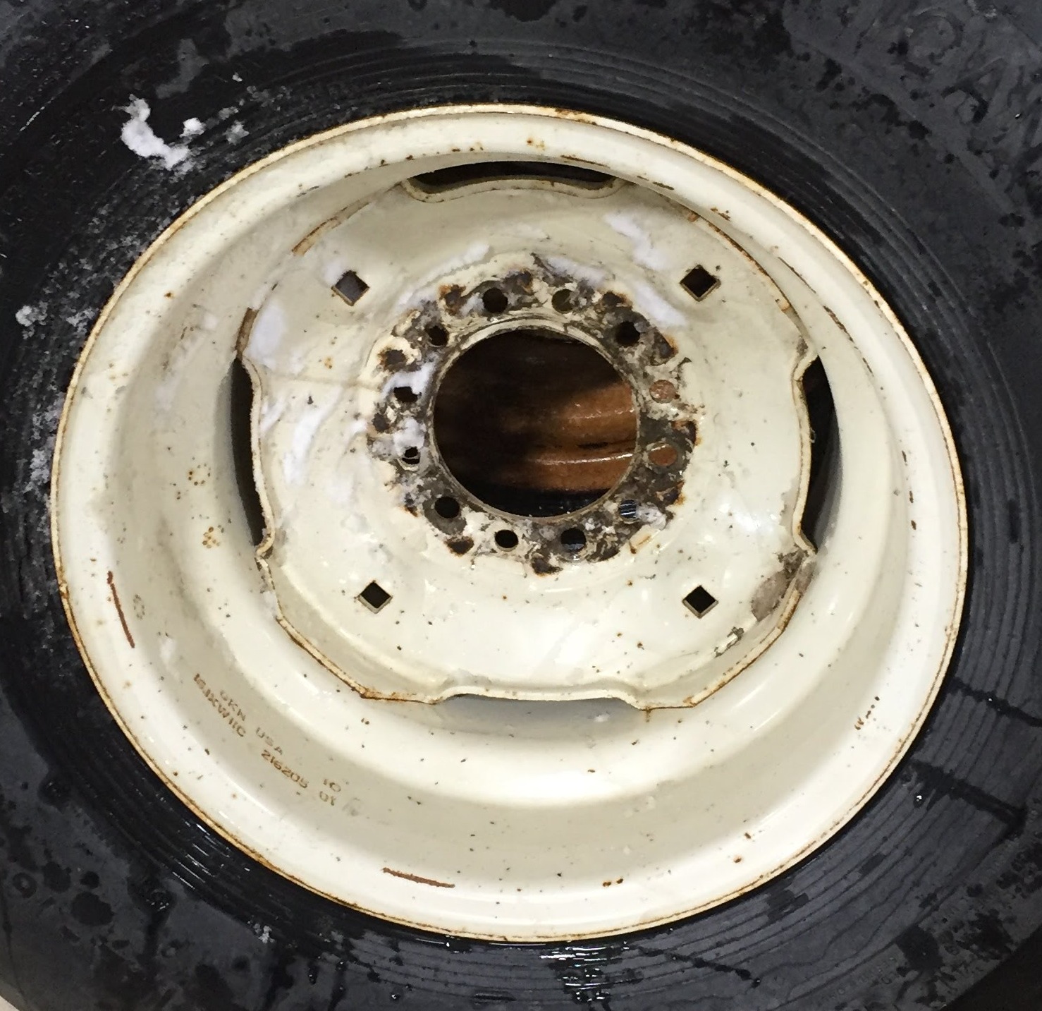 16.1''D x 11''W Stamped Plate Wheel WT005537