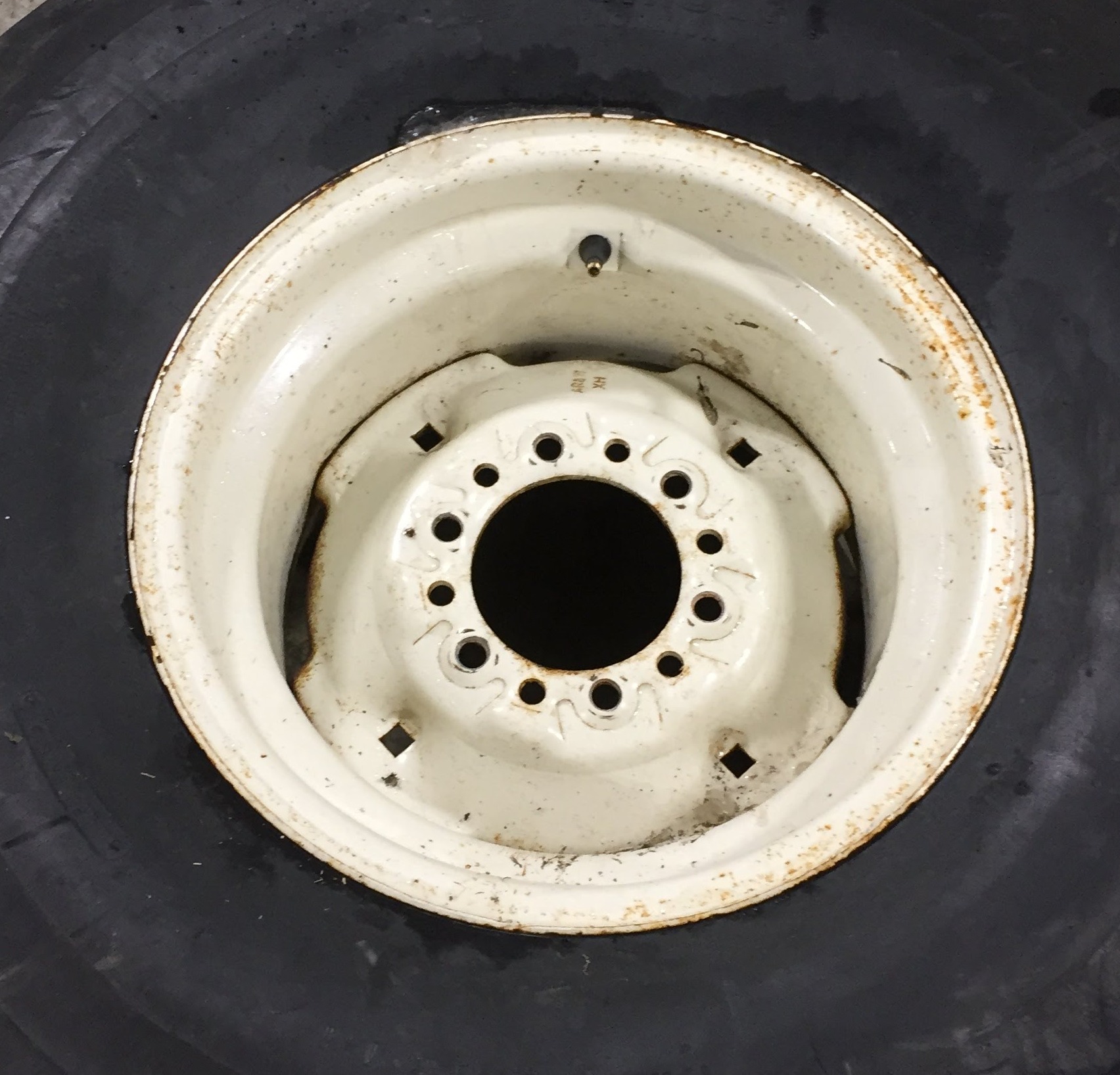 16.1''D x 11''W Stamped Plate Wheel WT005538