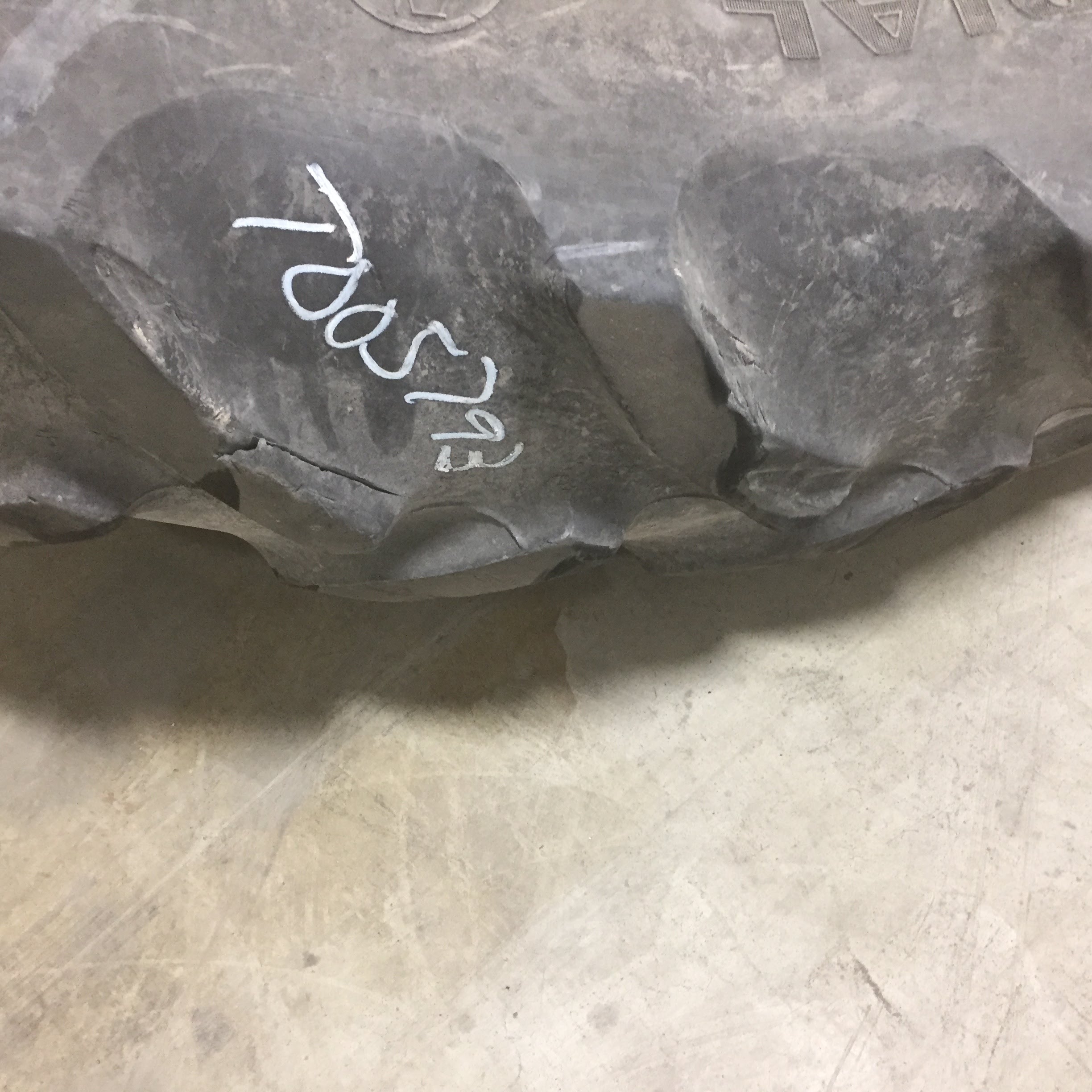 380/90R54 Goodyear Farm DT800 Super Traction R-1W Tire RT005793