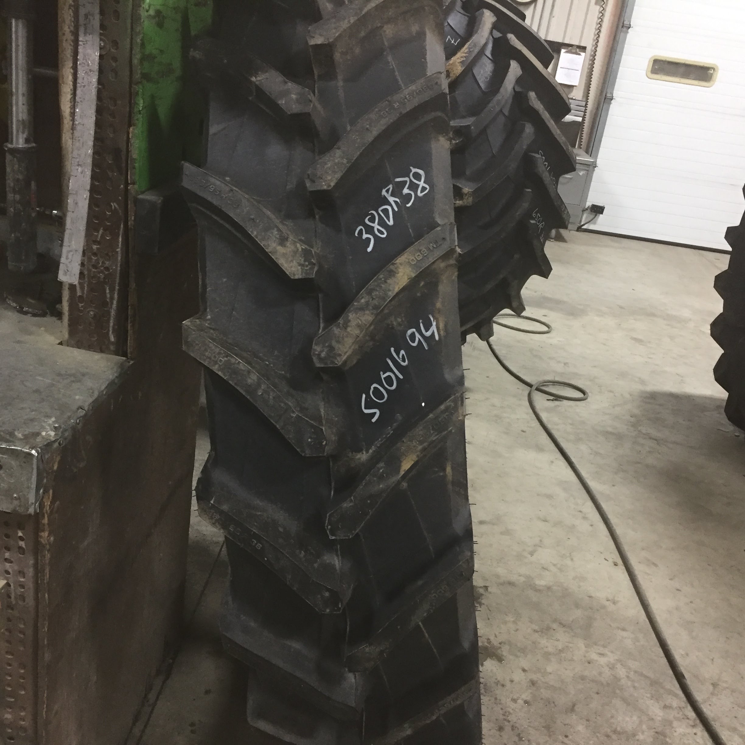 380/95R38 Trelleborg TM600 R-1W Tire S001694