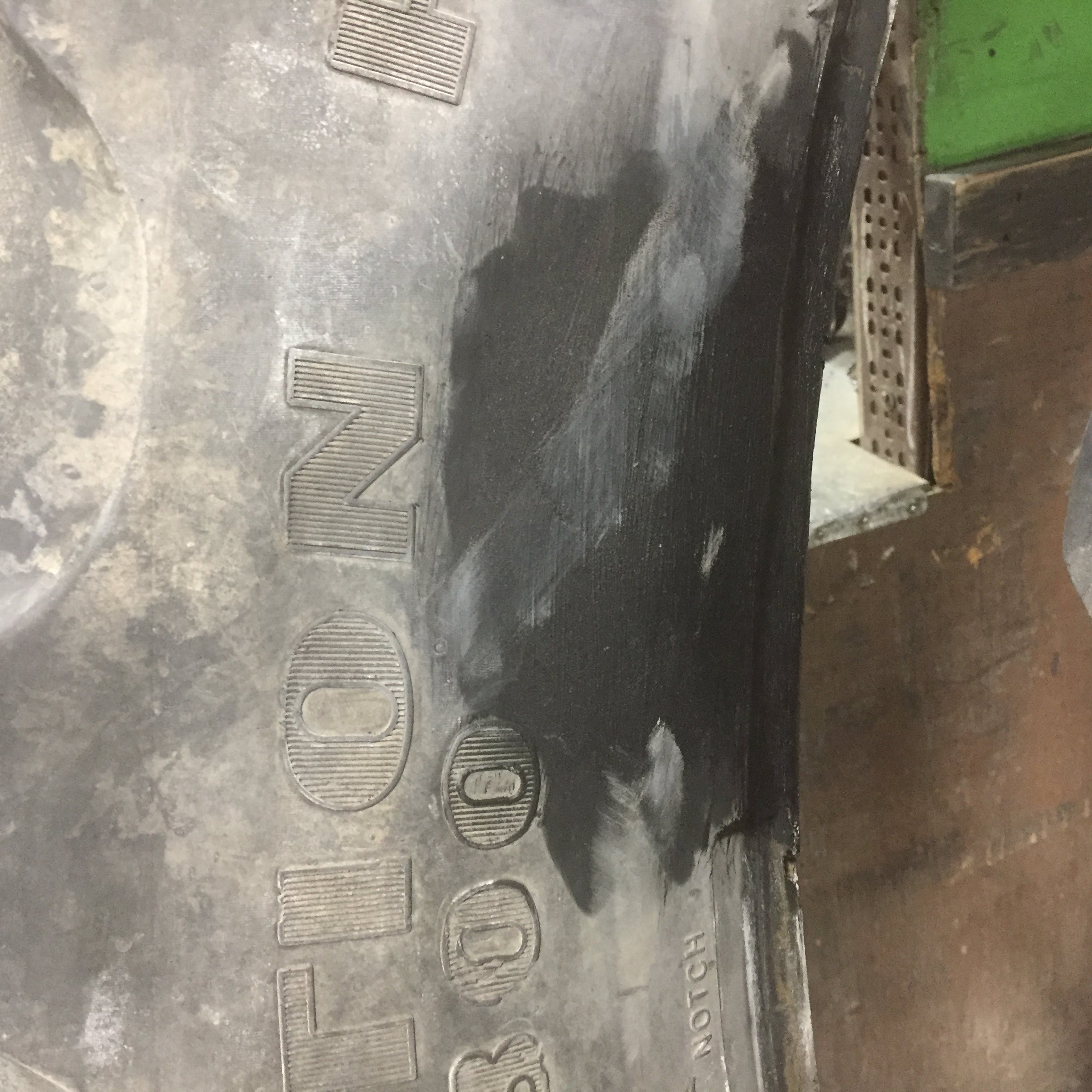 380/90R54 Goodyear Farm DT800 Super Traction R-1W Tire T005795