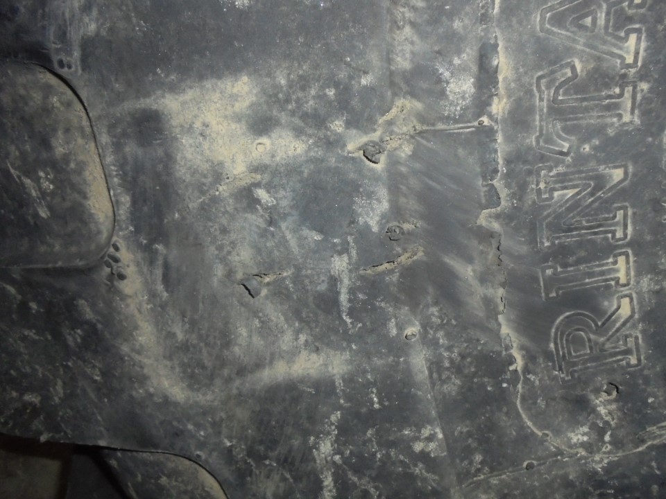 26.5/-25 Miscellaneous Unknown Tire N000184