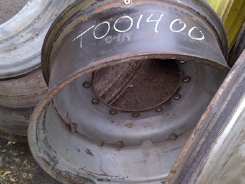 30'' Rim with Clamp/Loop Style Rim Center T001400-CTR-Z