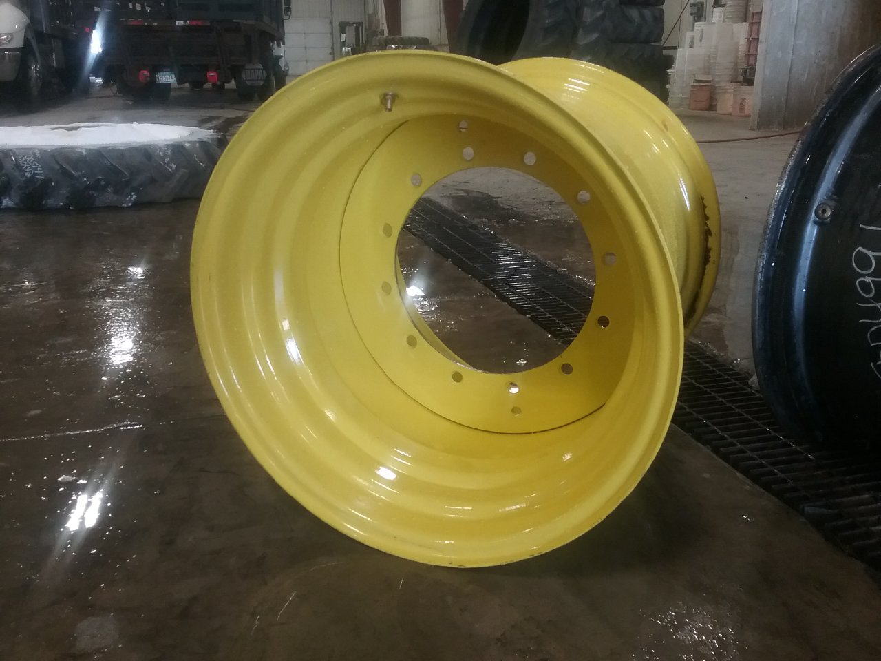 26''D x 25''W Flat Plate Wheel T001501-Z