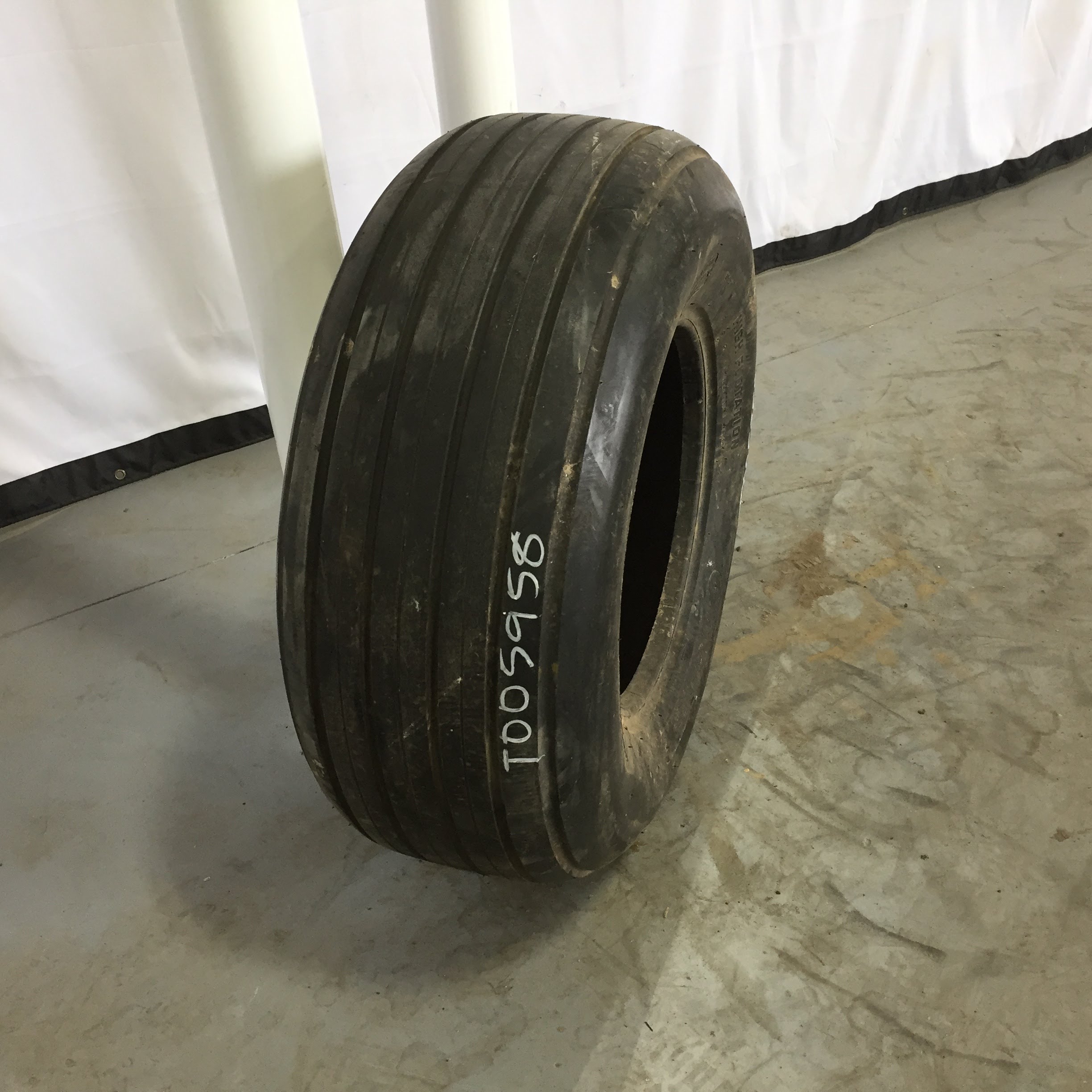 12.5/L-16 Coop High Flotation Imp.  I-1 Tire T005958