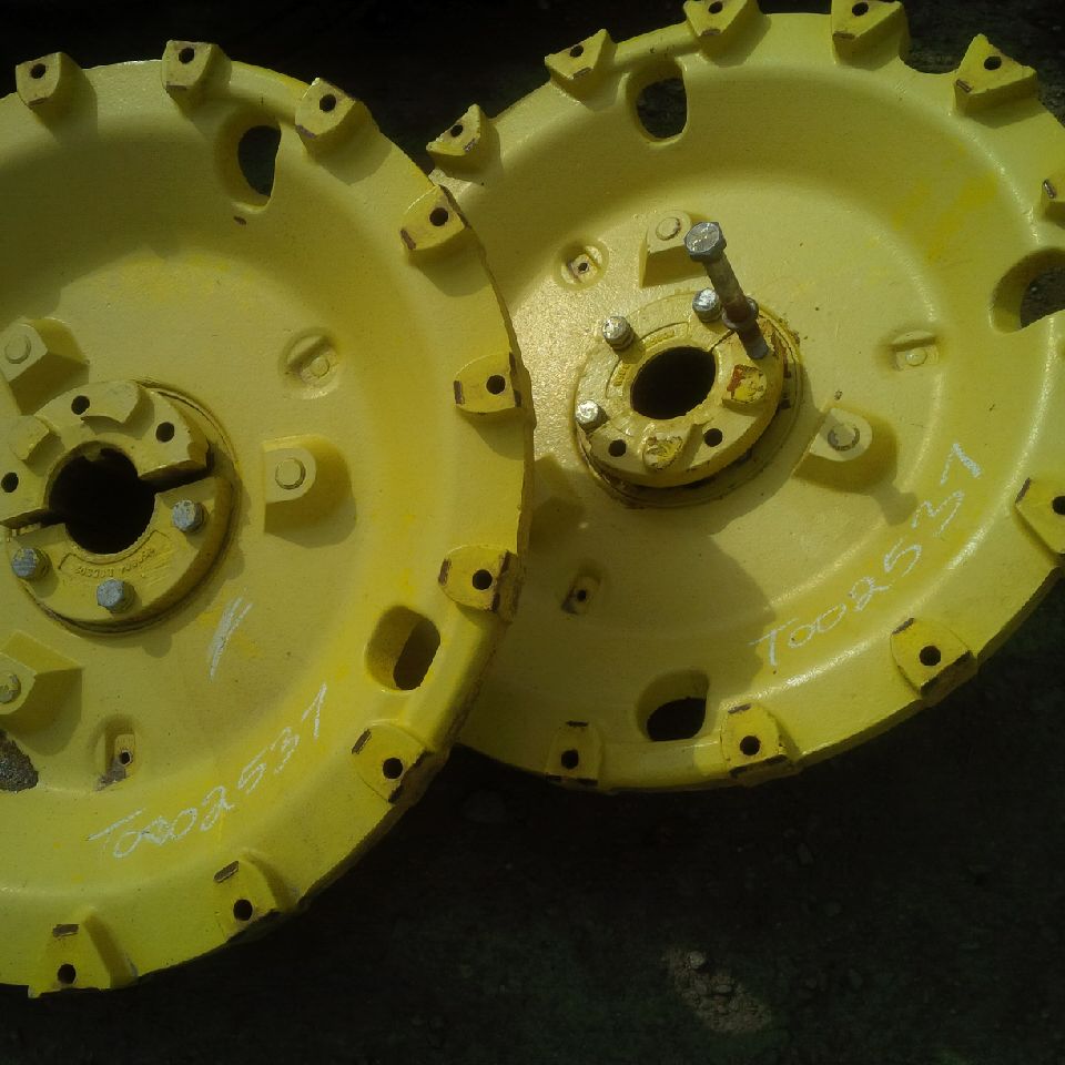 38'' Double Bevel 38" Cast Rim Center T002537-Z