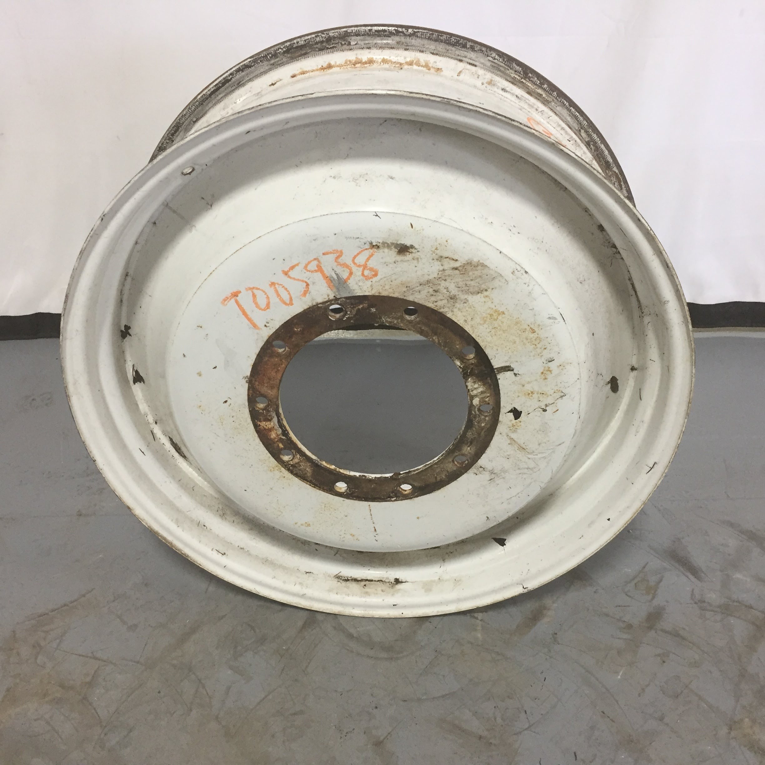 34''D x 13''W Spun Disc Wheel T005938