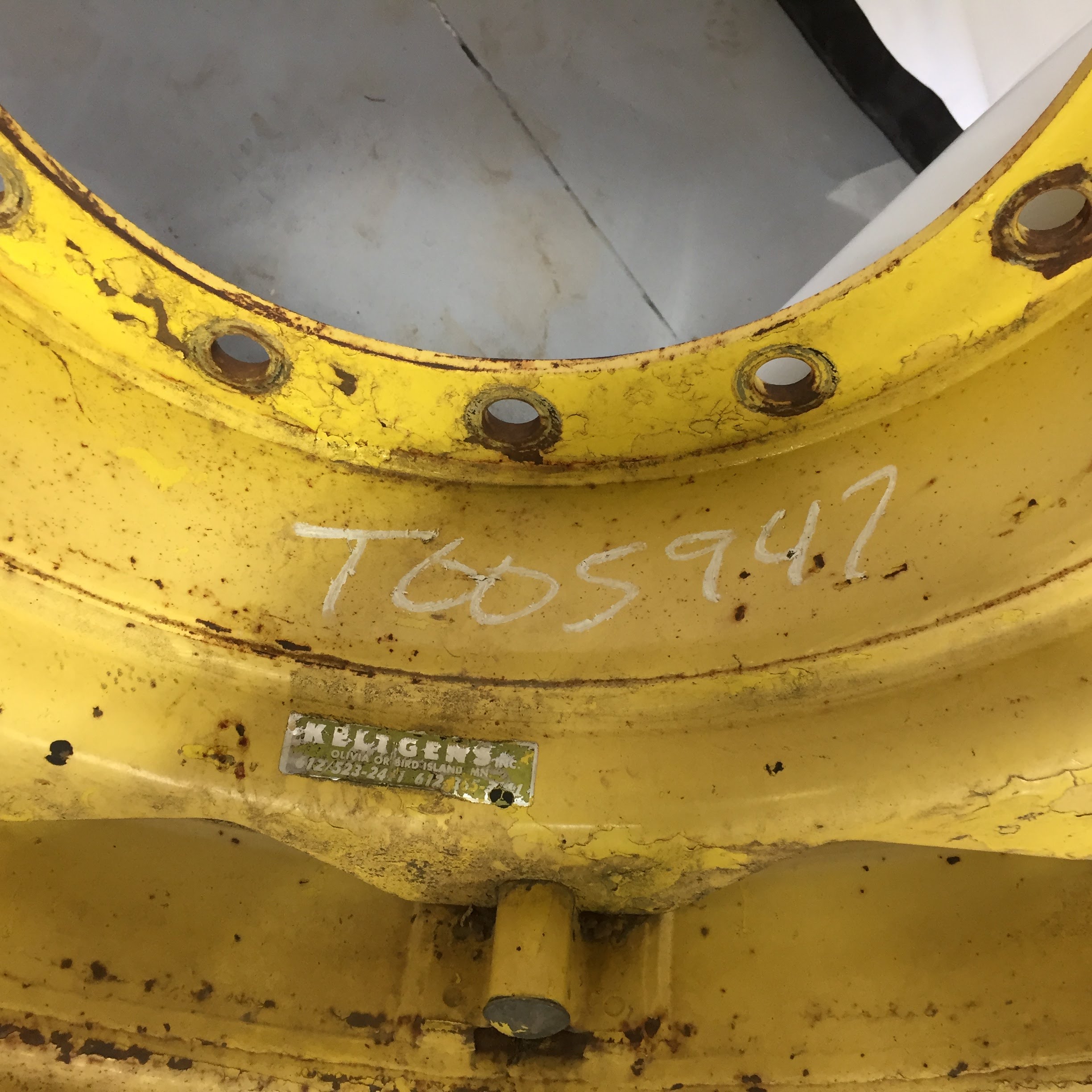 30'' Rim with Clamp/Loop Style Rim Center T005947CTR