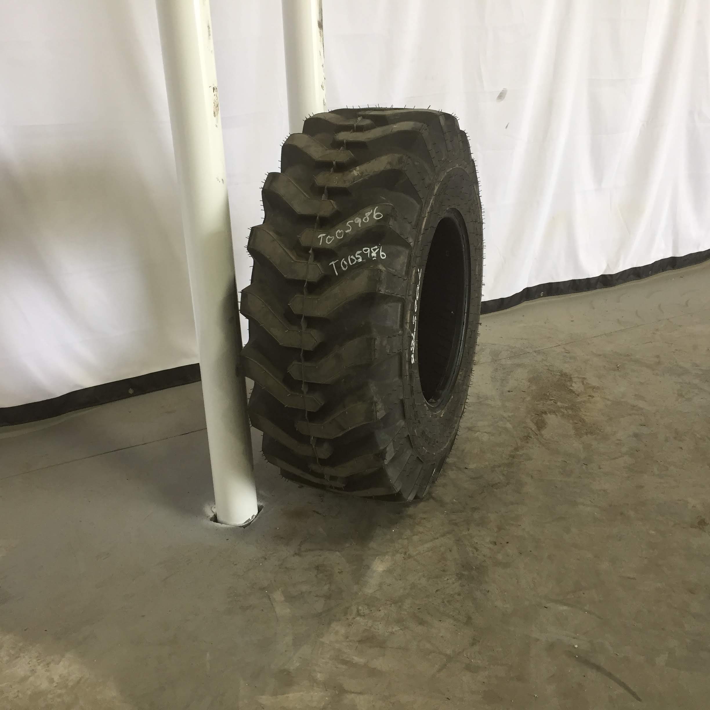43/16.00-20 Titan Farm Trac Loader SS R-4 Tire T005986