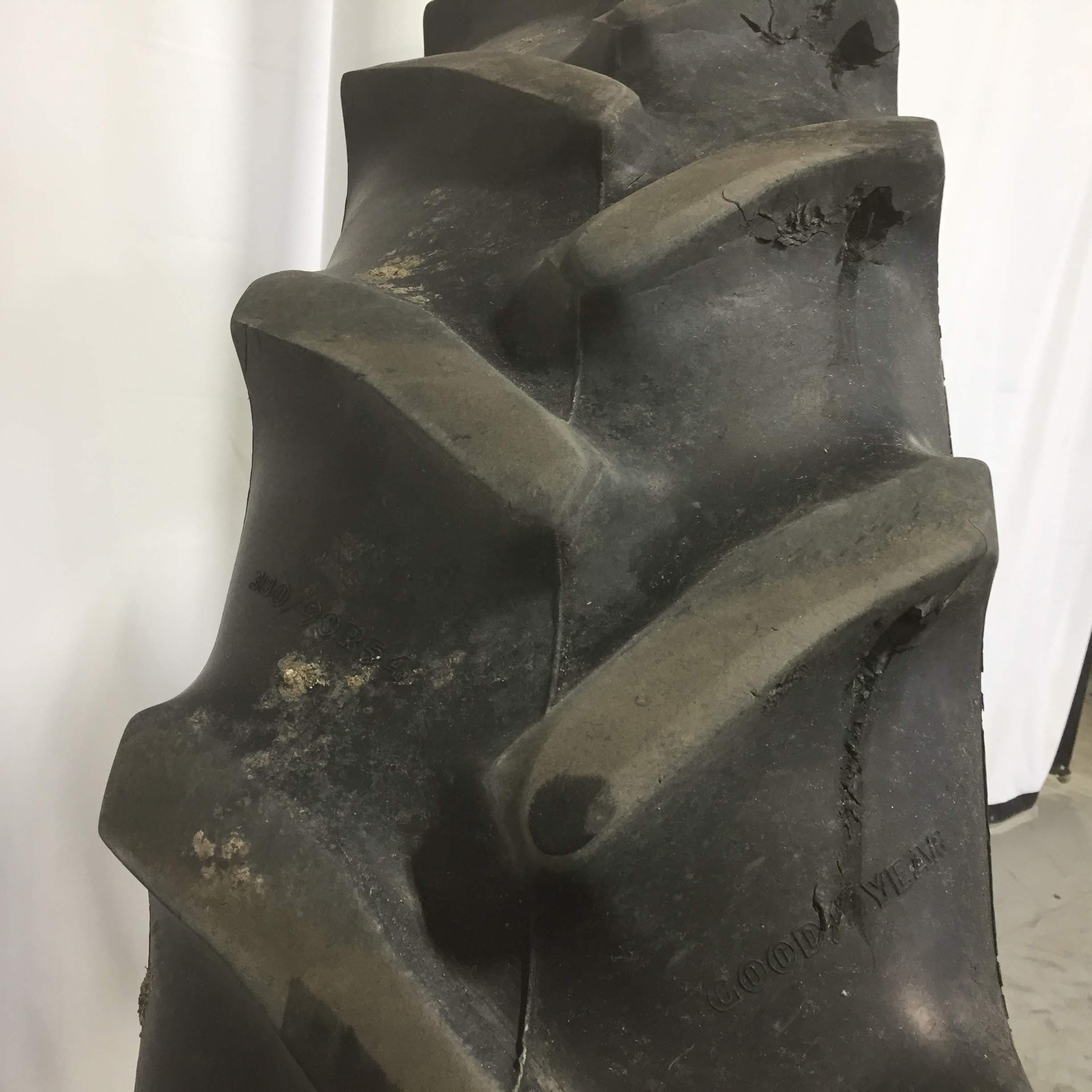 380/90R54 Goodyear Farm DT800 Super Traction R-1W Tire T005989