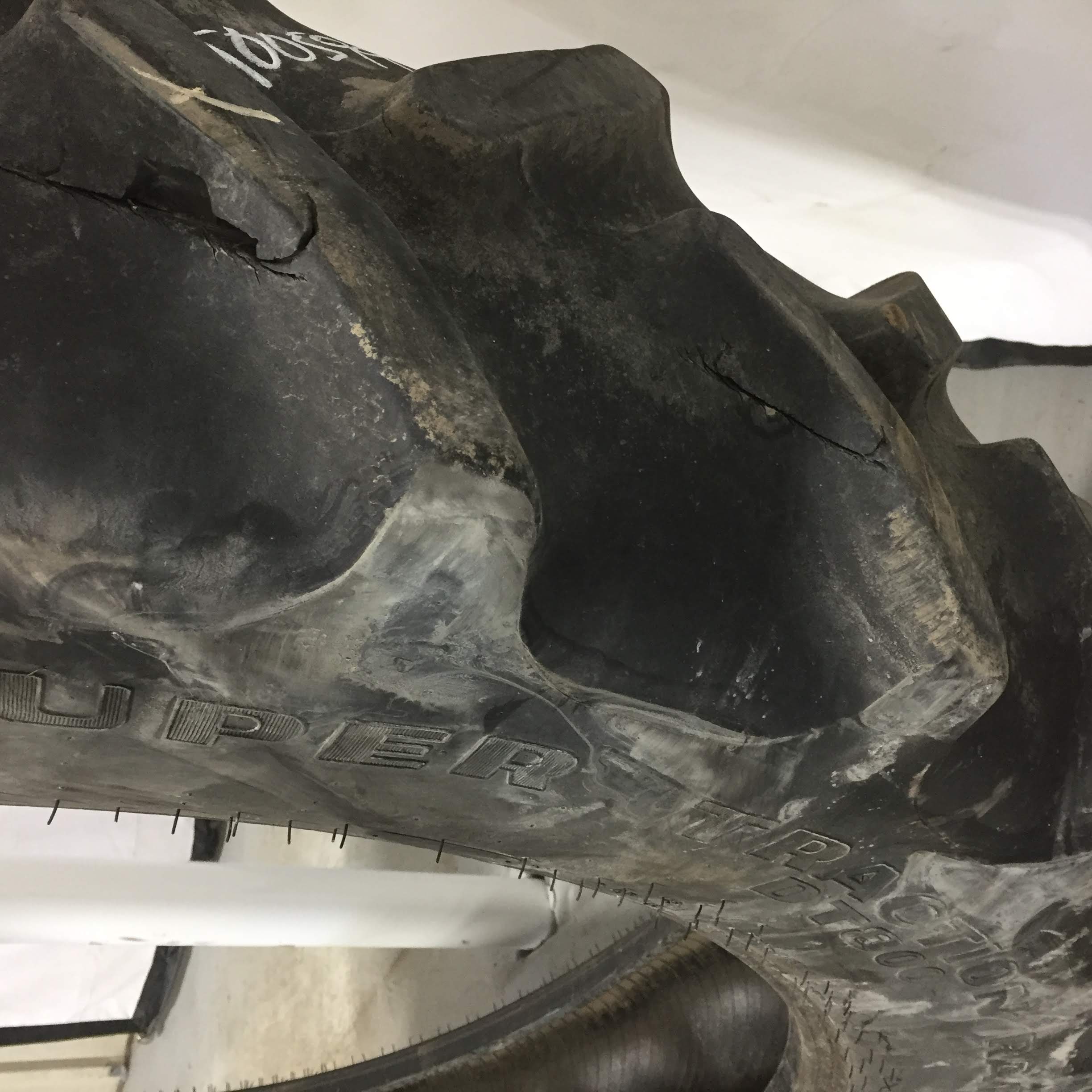 380/90R54 Goodyear Farm DT800 Super Traction R-1W Tire T005992