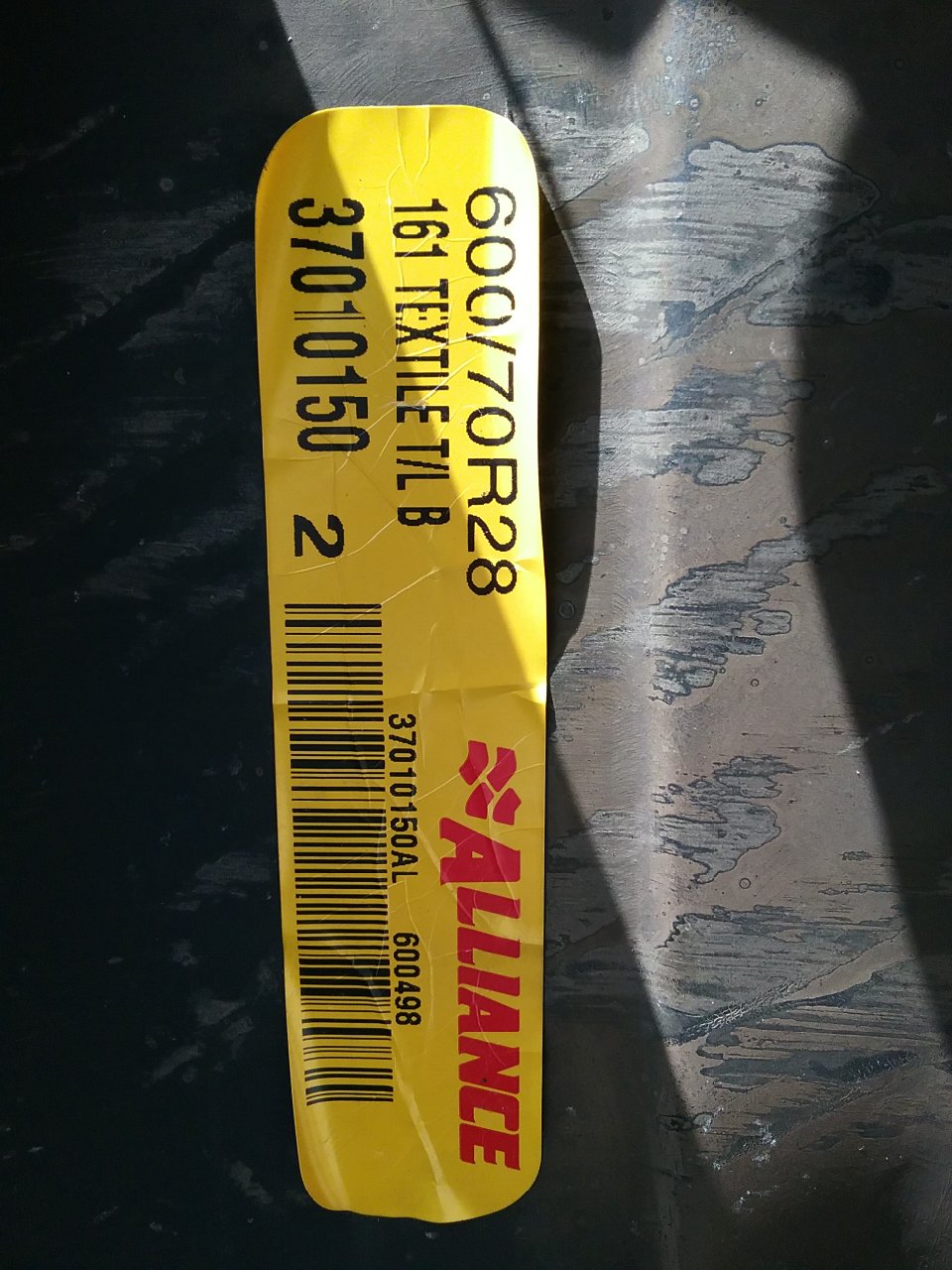 600/70R28 Alliance 370 Wide Deep Tread "70" Series R-1W Tire 37010150DA