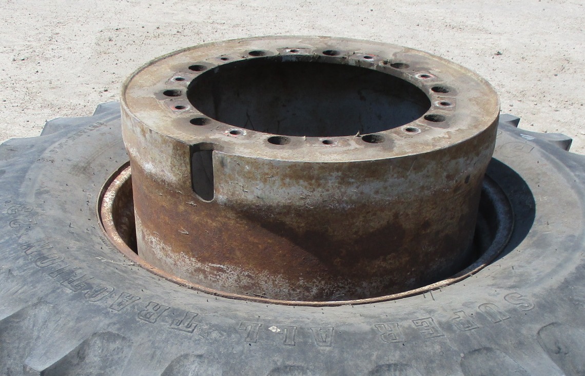 34''D x 18''W Expanded Band Dual Wheel WT004683