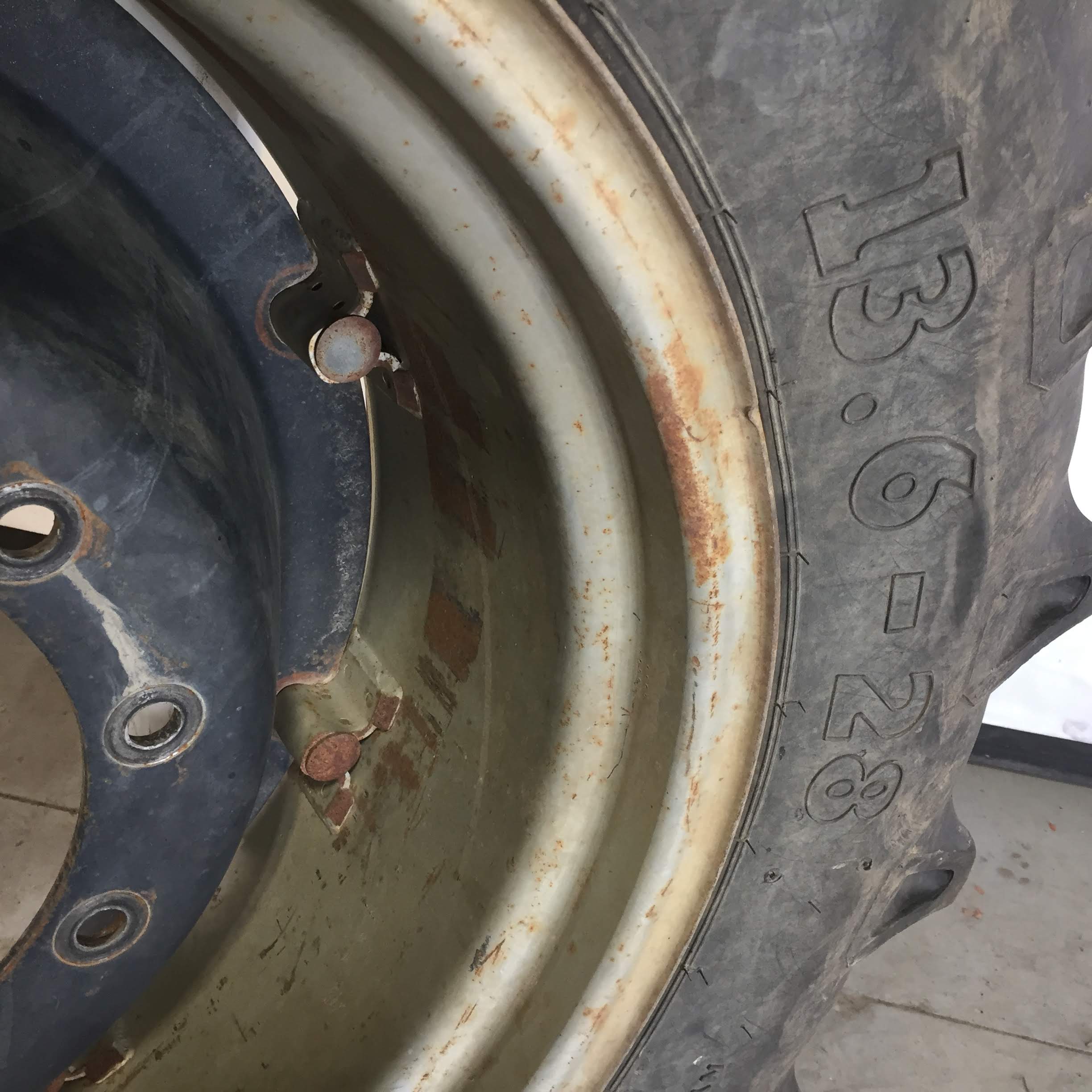 28'' Rim with Clamp/Loop Style Rim Center WT006045CTR