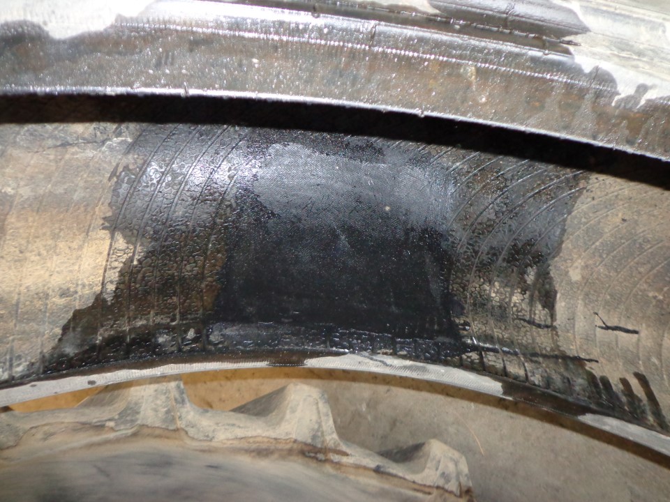 320/90R54 Titan Farm TT49V Radial R-1W Tire 005200-Z