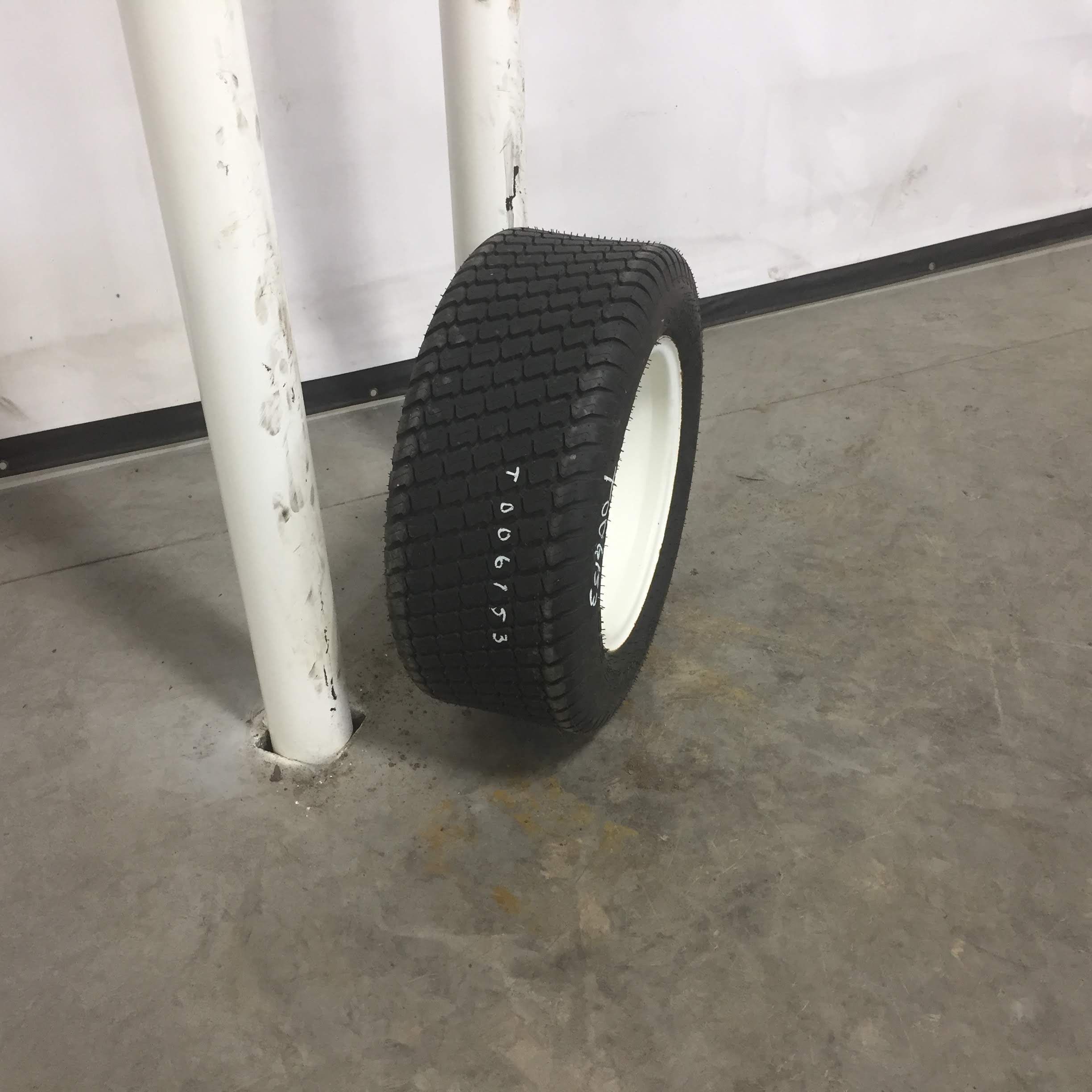 27/10.50-15 Titan Farm Multi Trac C/S HF-1 Tire RT006153