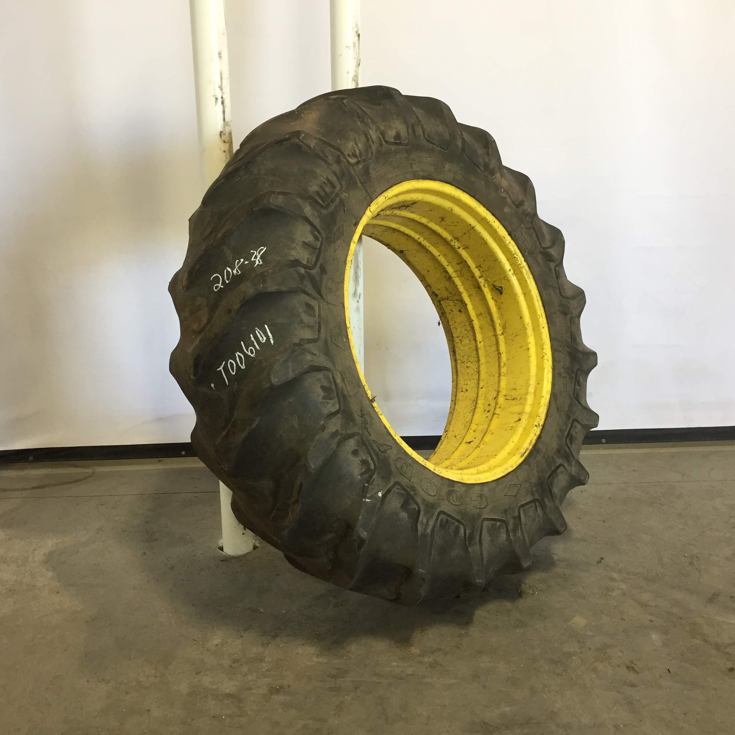 20.8/-38 Goodyear Farm Power Torque R-1 Tire-Wheel Assembly T006101