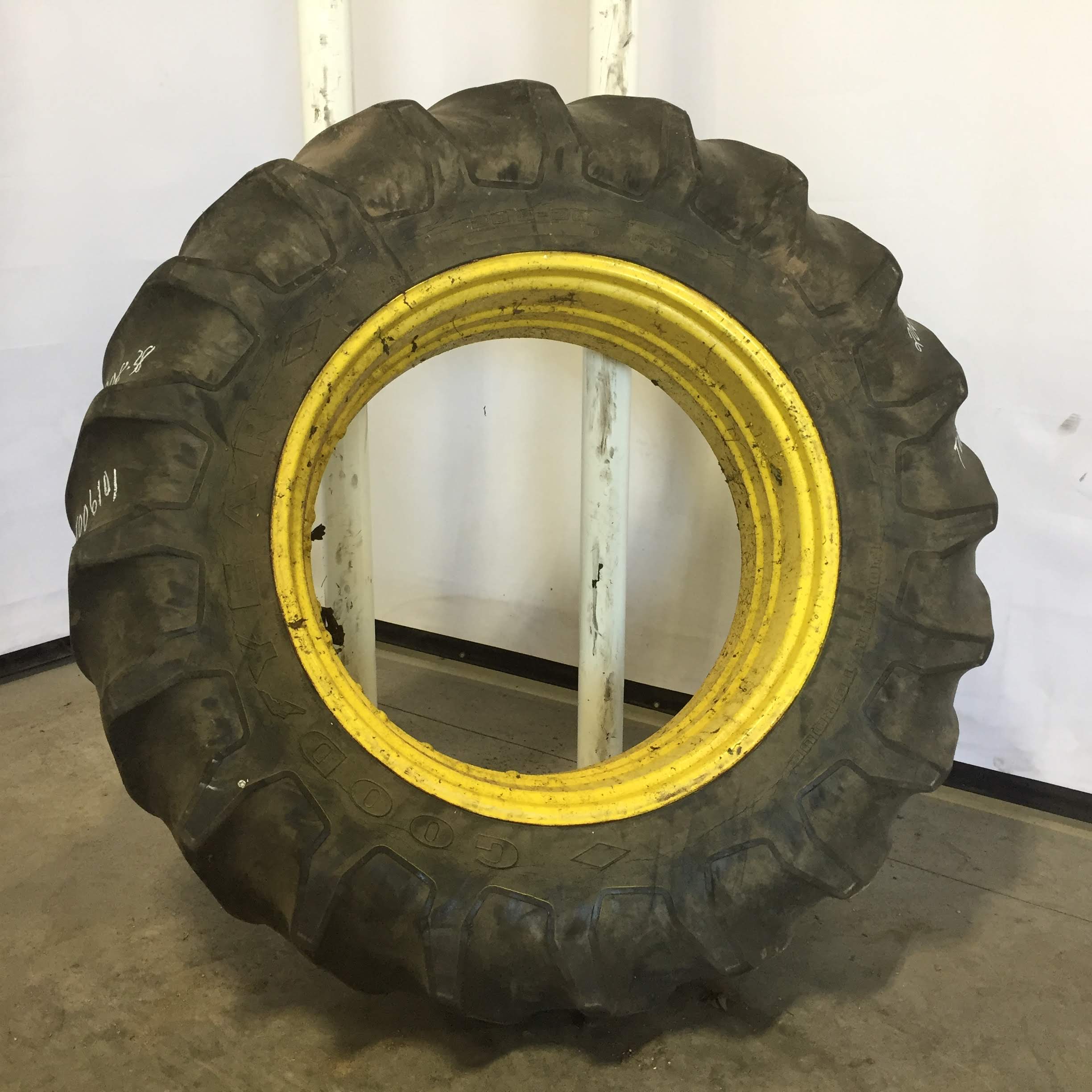 20.8/-38 Goodyear Farm Power Torque R-1 Tire-Wheel Assembly T006101