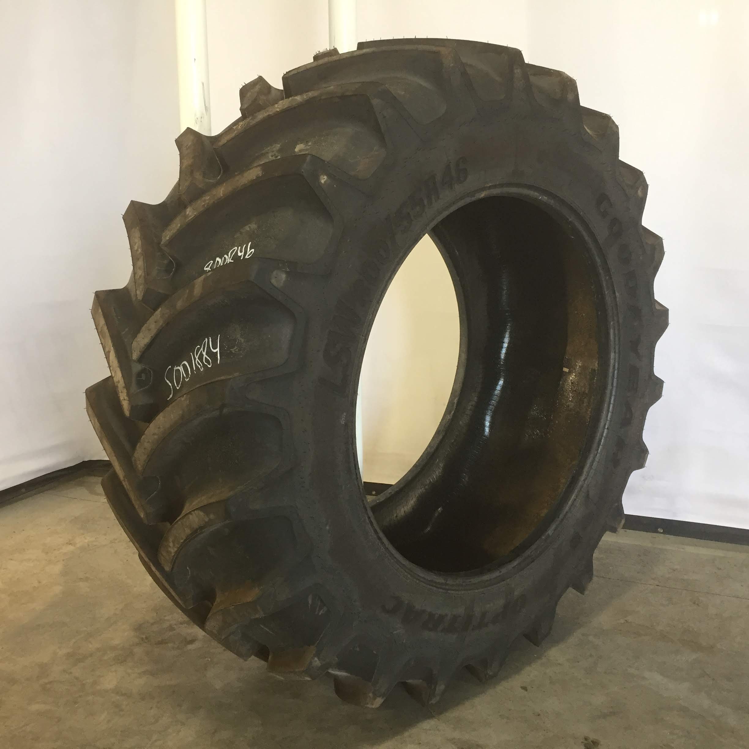 800/55R46 Goodyear Farm DT830 Optitrac R-1W Tire S001884