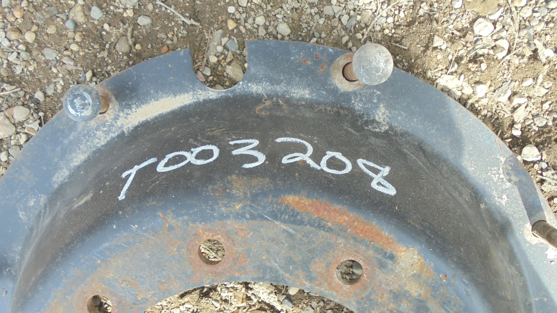 28'' Rim with Clamp/Loop Style Rim Center T003208