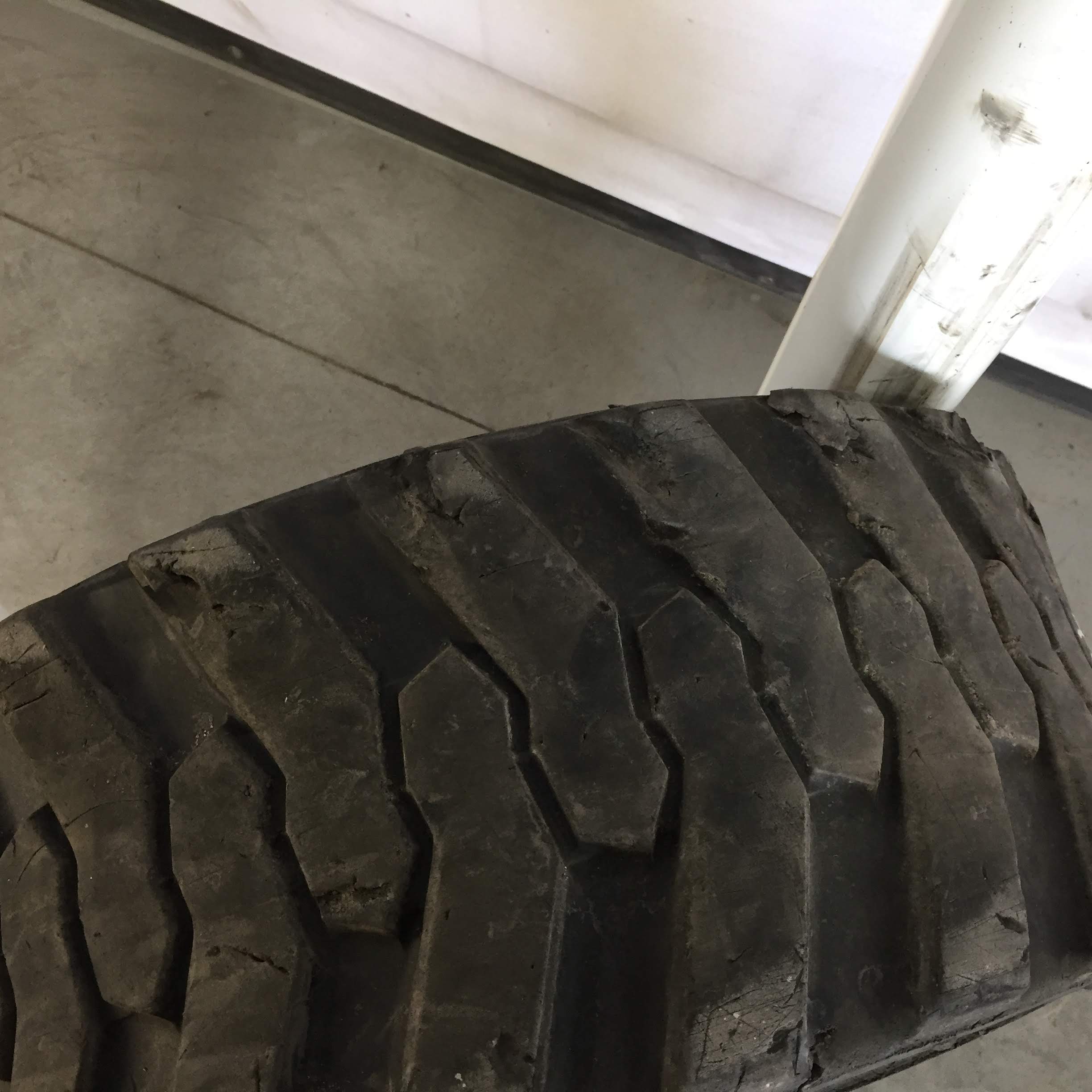 12/-16.5 Titan Farm HD2000 SS R-4 Tire T006195