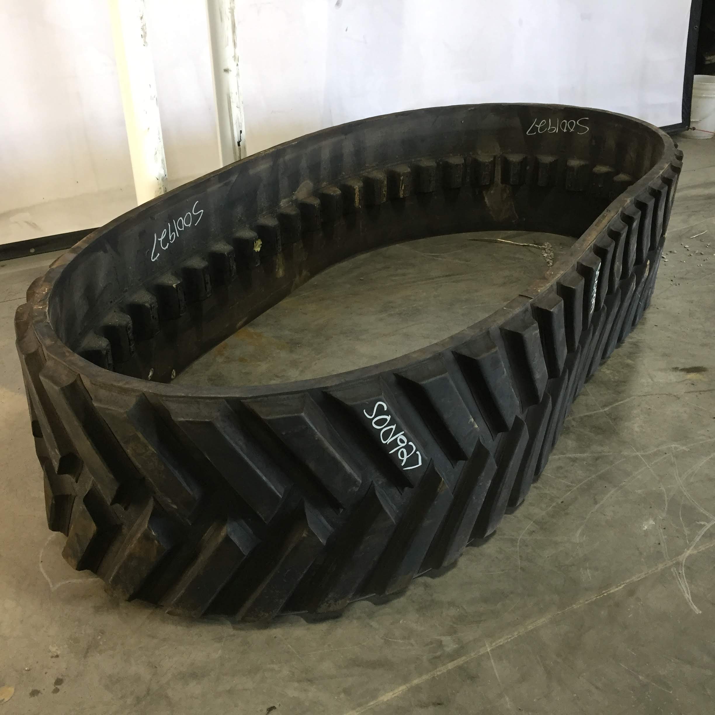 24'' Camoplast 6500 General Ag Track for John Deere 9RX S001927