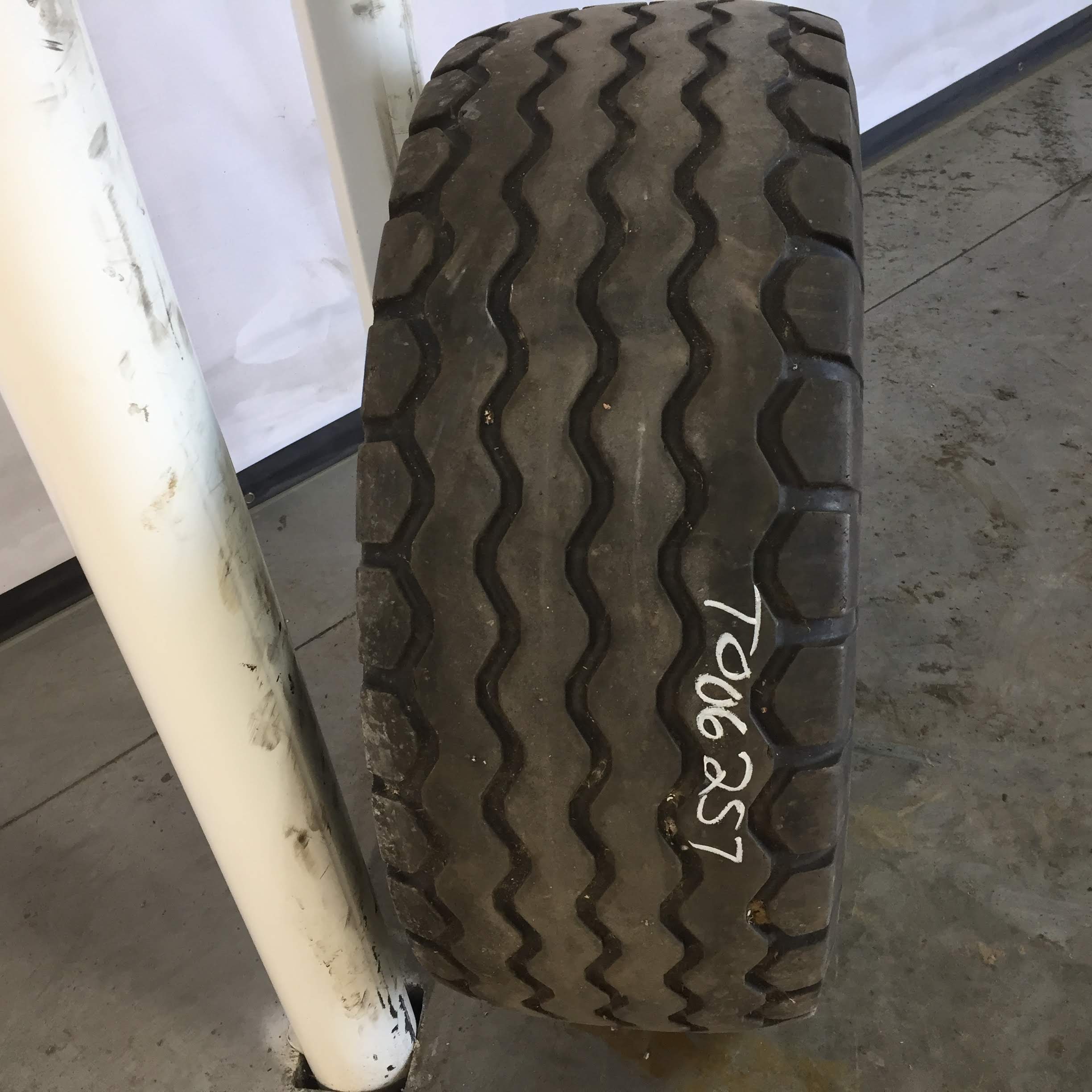 360/65R17.5 Goodyear Farm Implement Radial FS24 I-1 Tire T006257