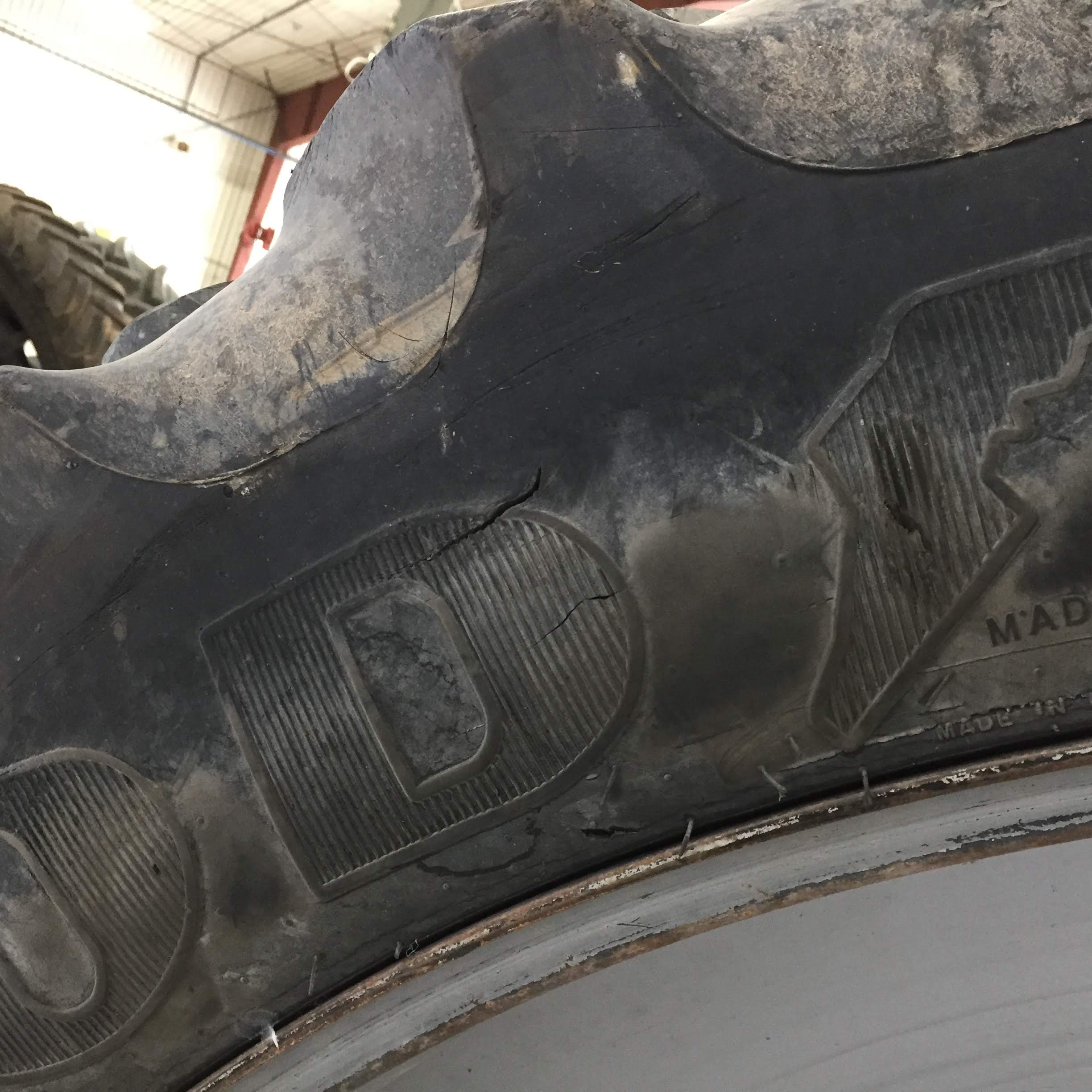 38''-54'' Waffle Wheel (Groups of 3 bolts) Rim Center WT006286CTR