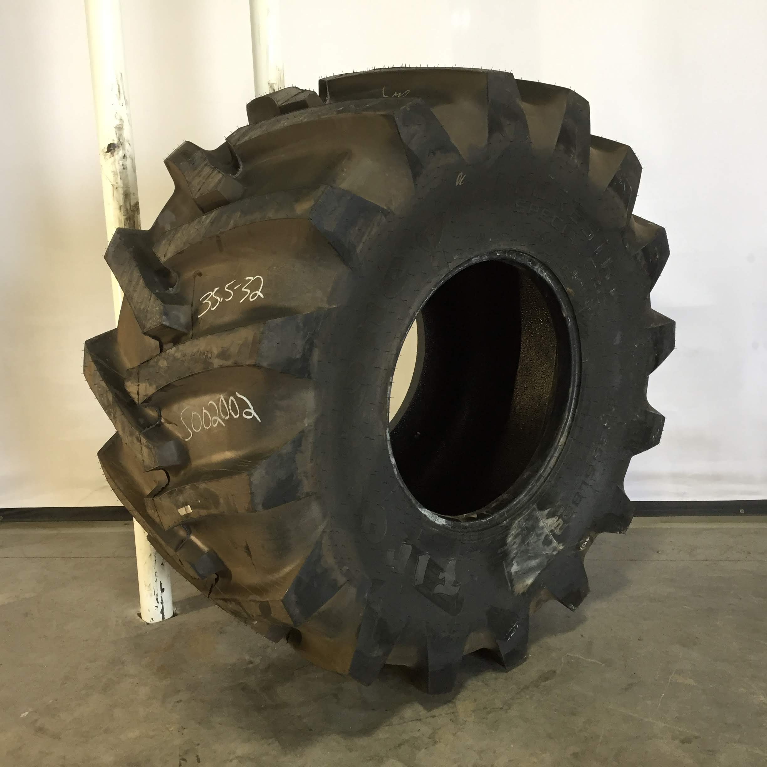 35.5/LB32 Firestone Forestry Special Severe Service DH LS-2 Tire S002002