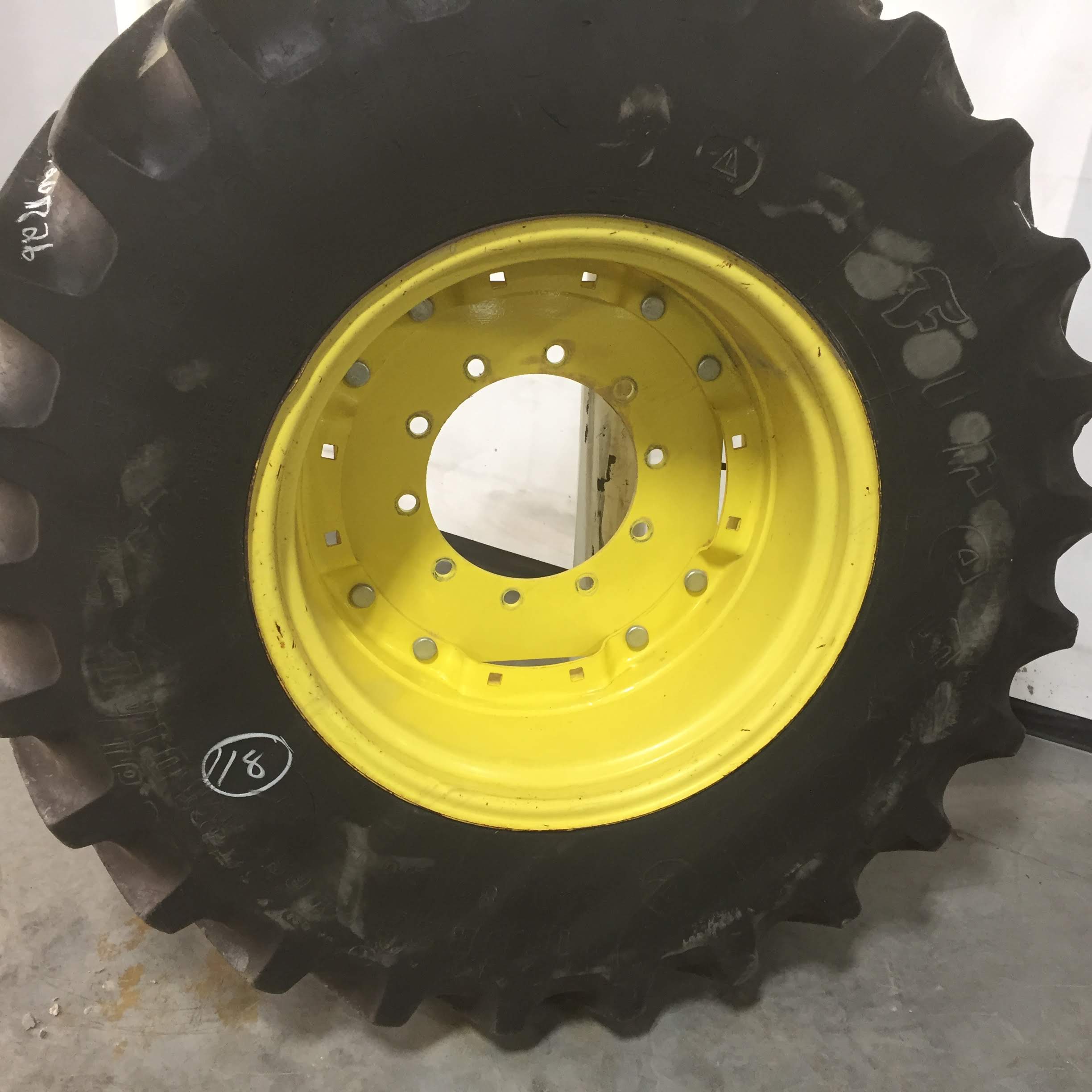 26'' Waffle Wheel (Groups of 2 bolts) Rim Center WT006375CTR