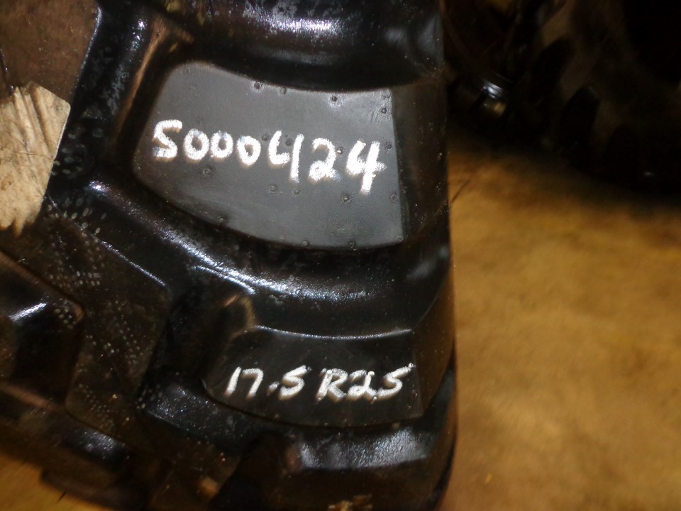 17.5/R25 Goodyear Farm Unisteel 65 GP-28 Tire S000424