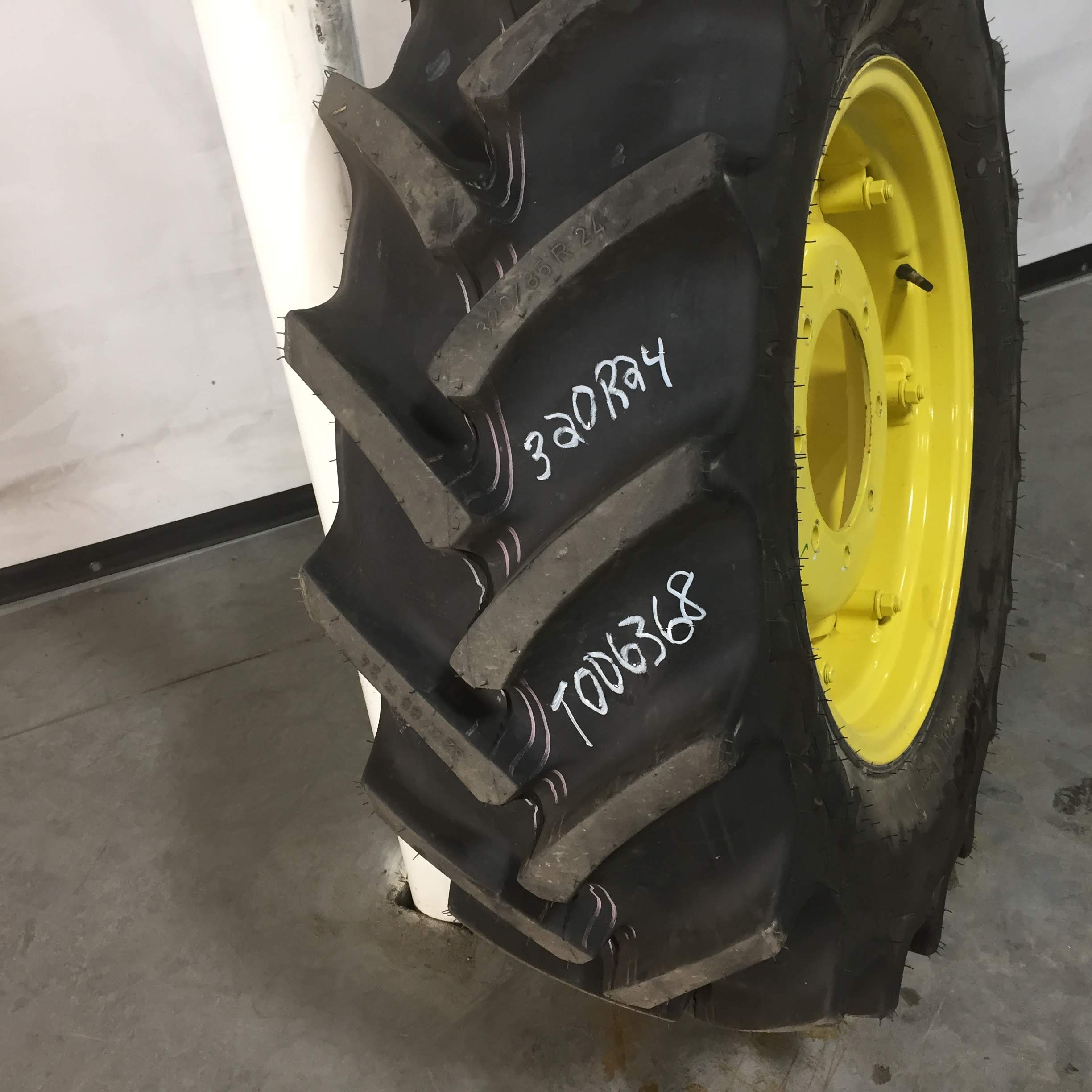 320/85R24 Mitas AC85 Radial R-1W Tire RT006368