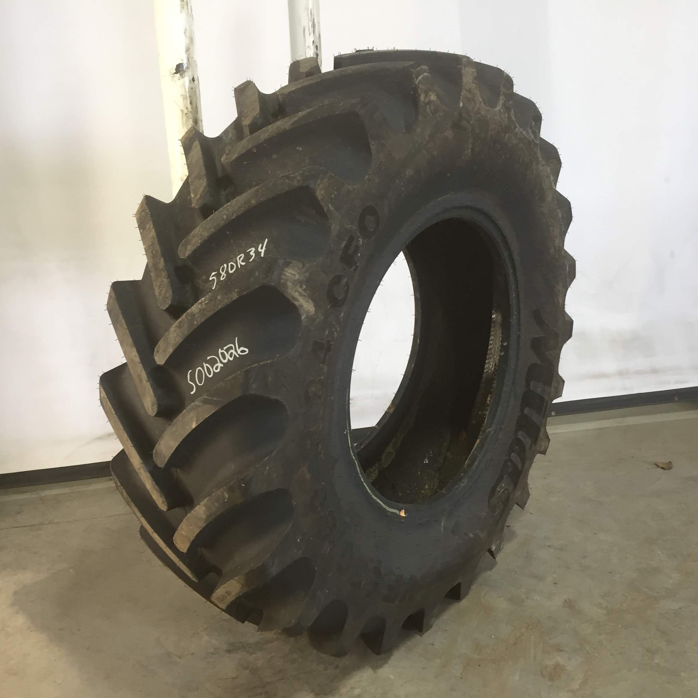 580/80R34 Mitas HC3000 R-1W Tire S002026