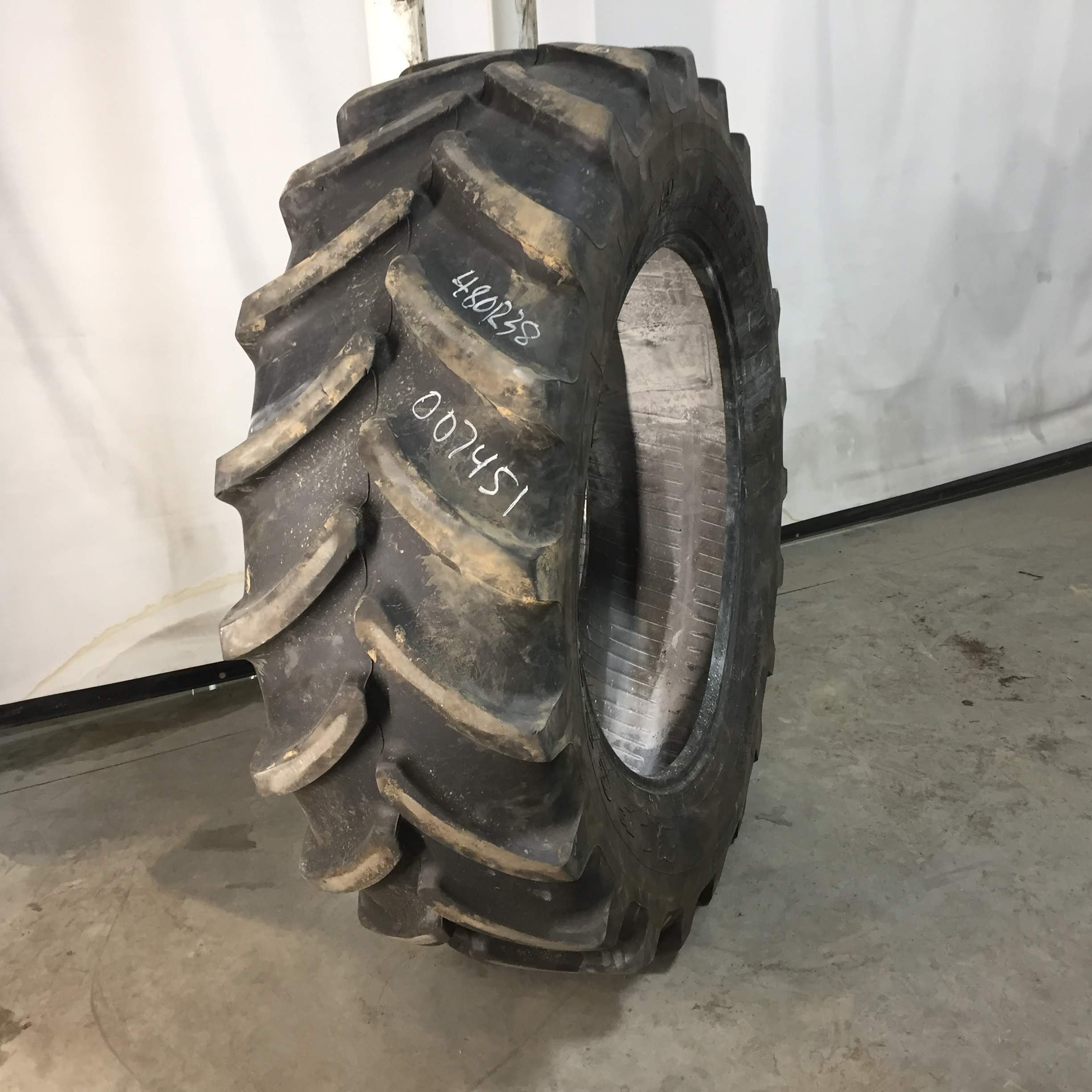 480/70R38 Firestone Performer 70 R-1W Tire 007451