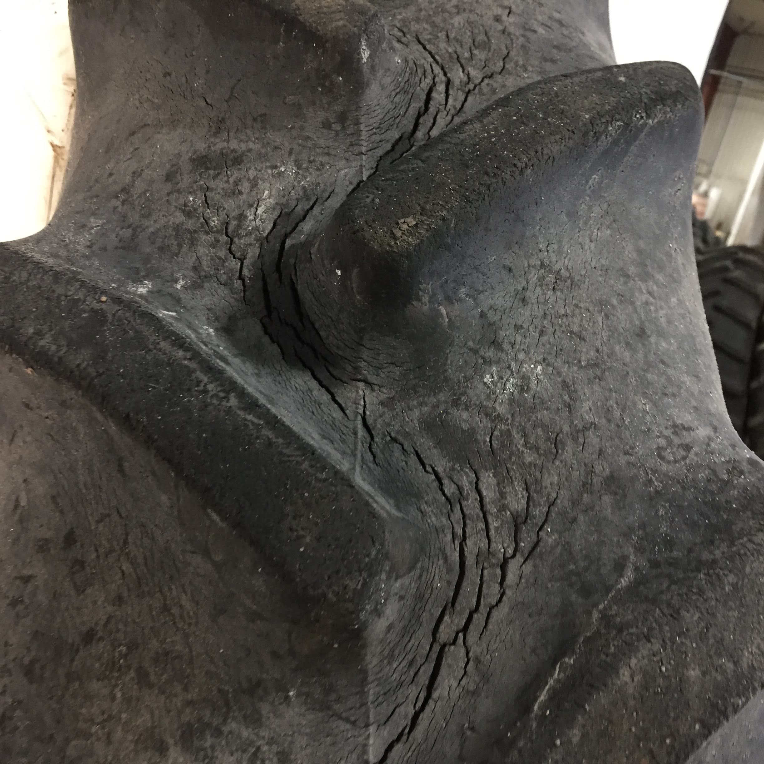 380/90R50 Goodyear Farm DT800 Optitrac R-1W Tire RT006317