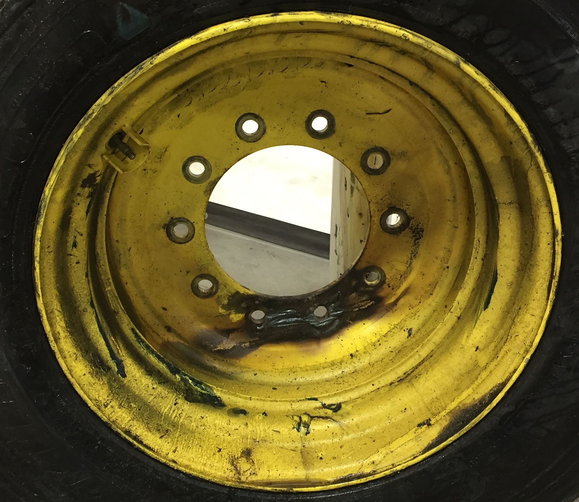 22.5''D x 14''W Formed Plate Wheel WT006337