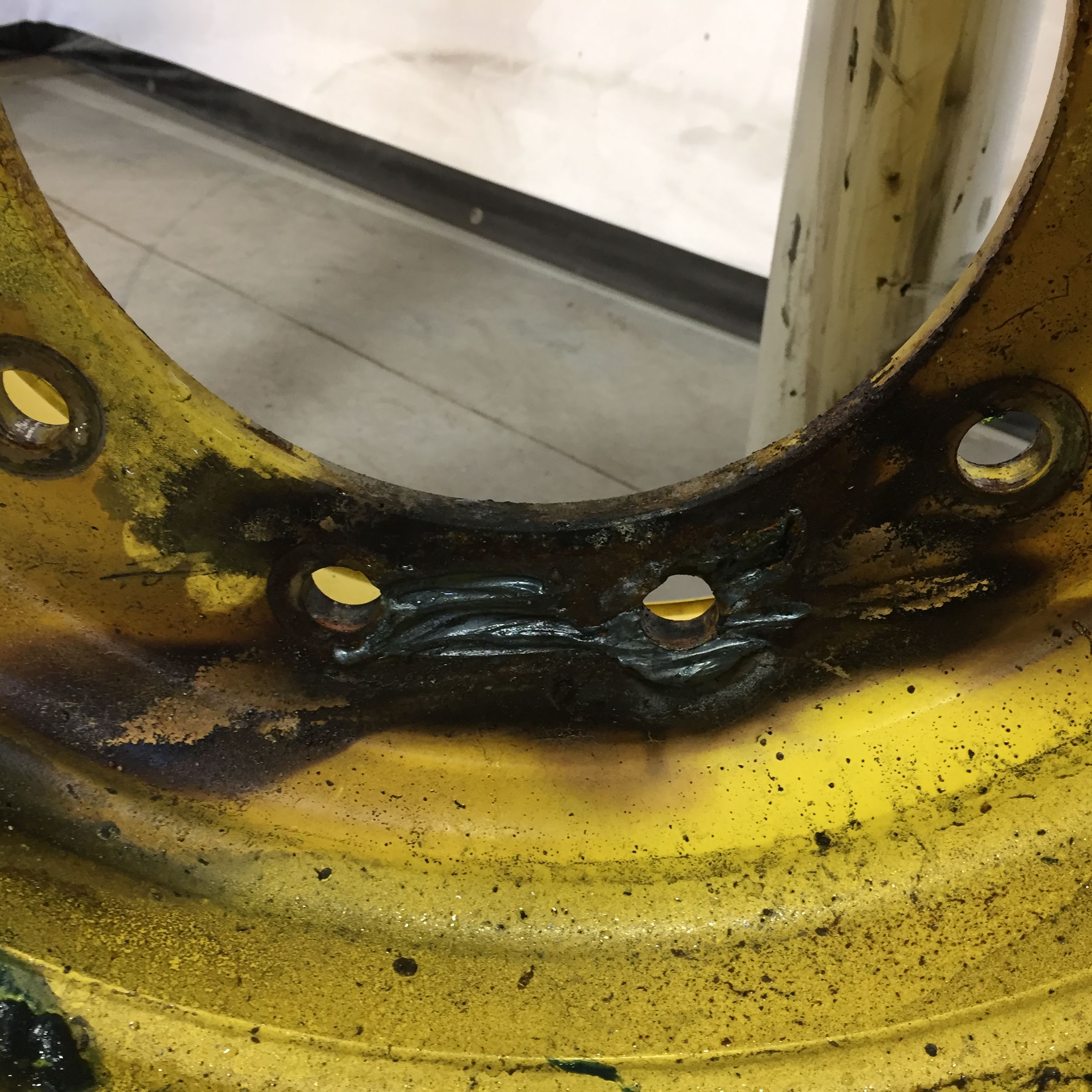 22.5''D x 14''W Formed Plate Wheel WT006337